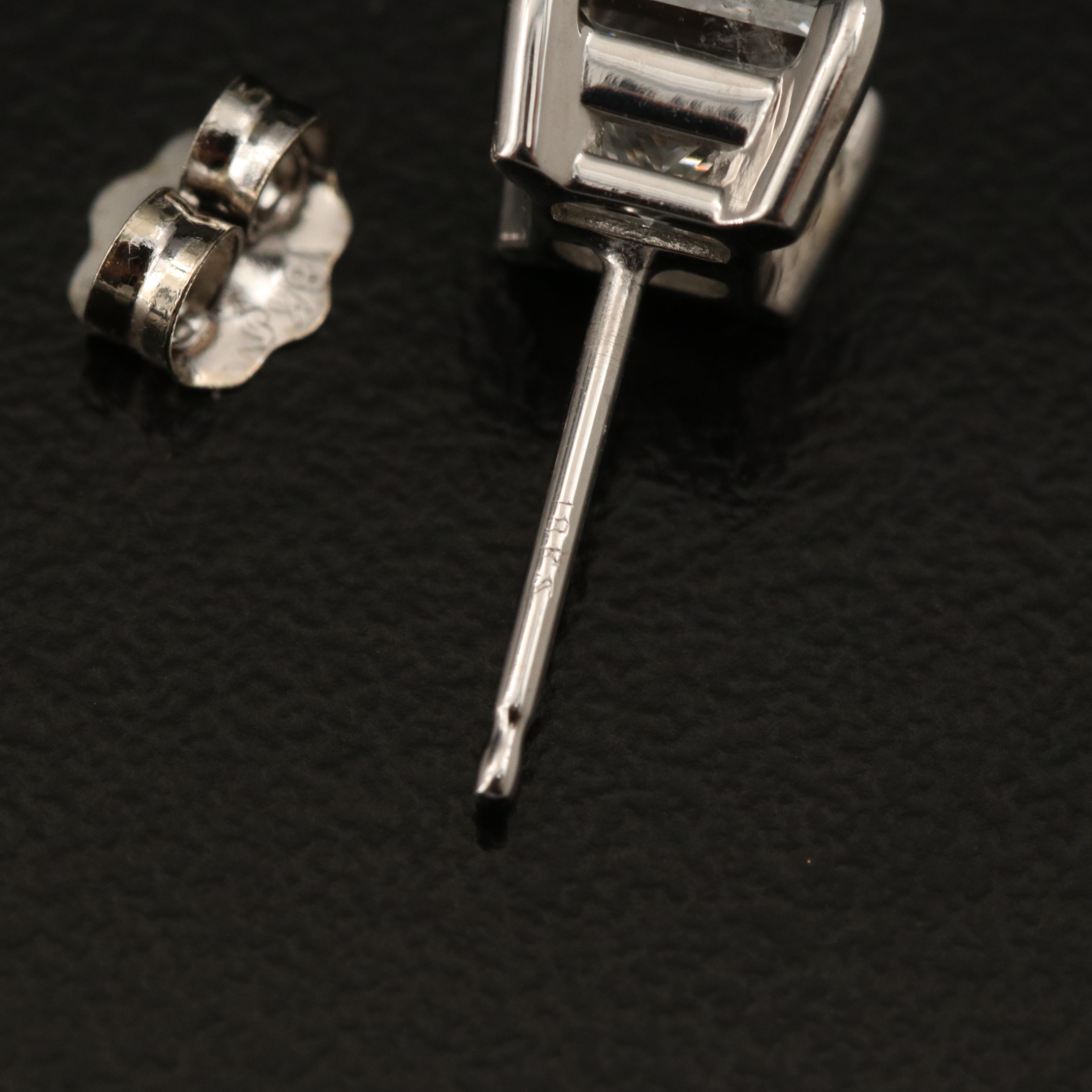 18K 1.62 CTW Diamond Stud Earrings with GIA Report