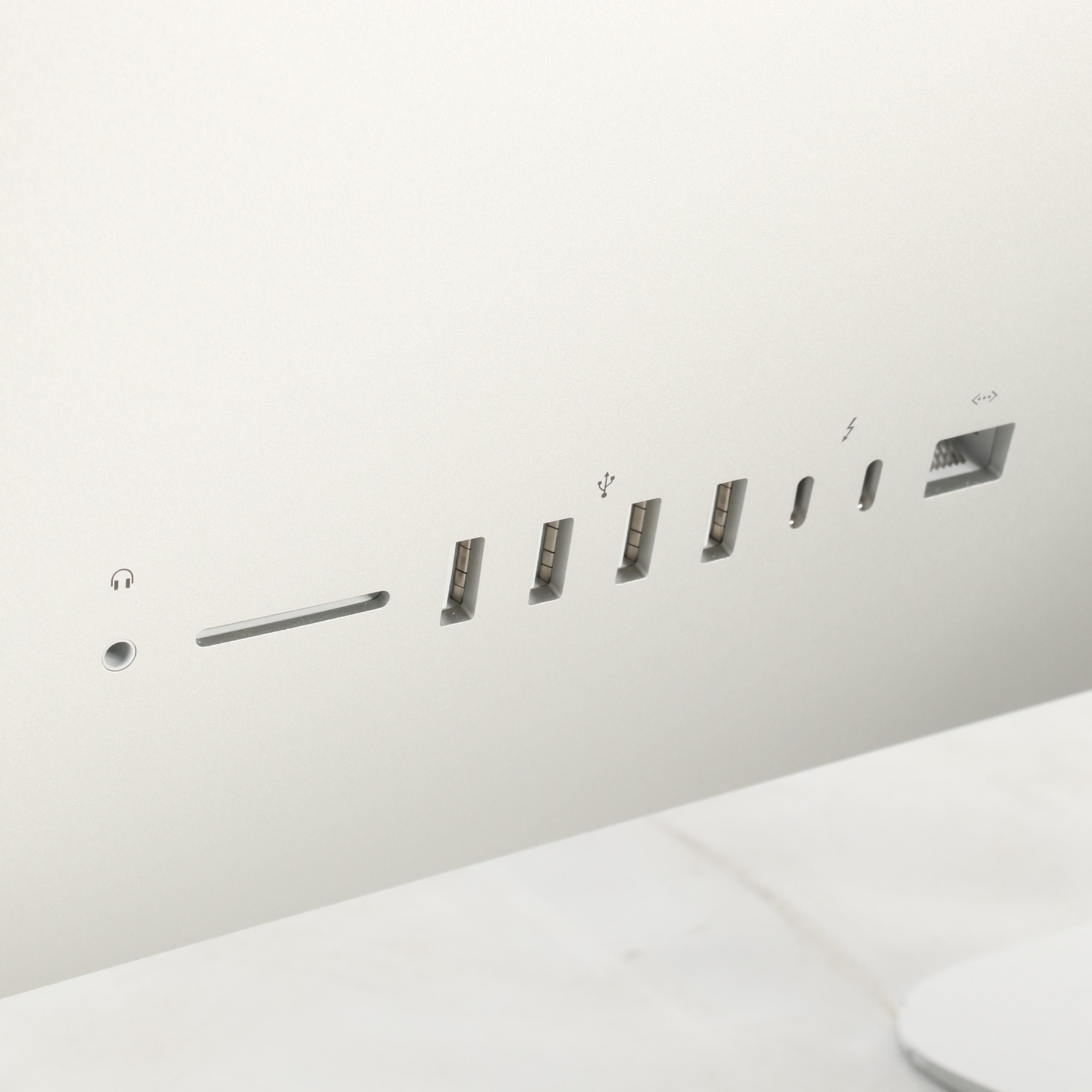 Apple iMac 27" Core i5 3.4 Retina 5K Desktop Computer with Keyboard, Mid-2017