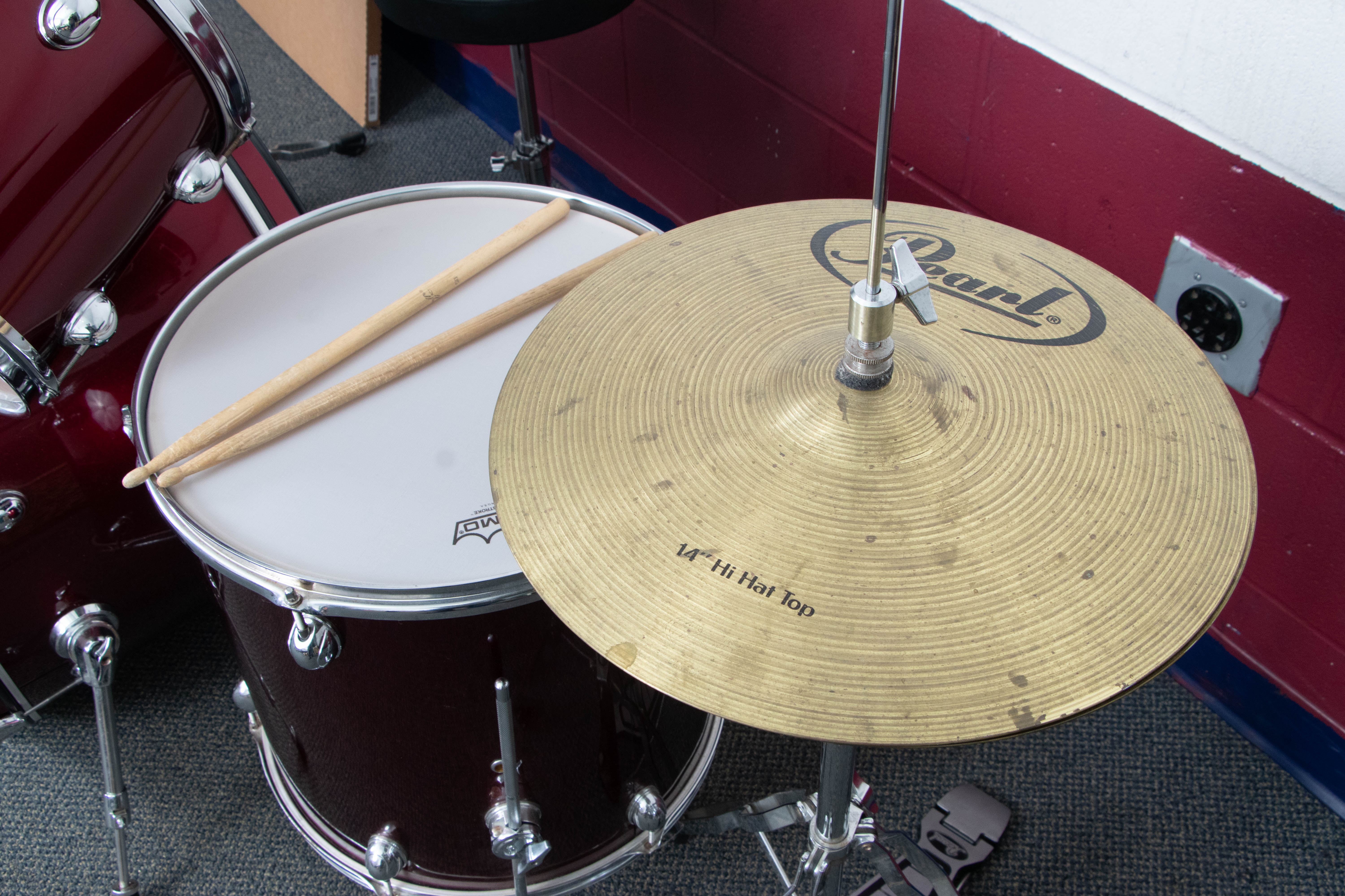 Pearl "Soundcheck" 5-Piece Drum Set with Remo Silentstroke Drumheads