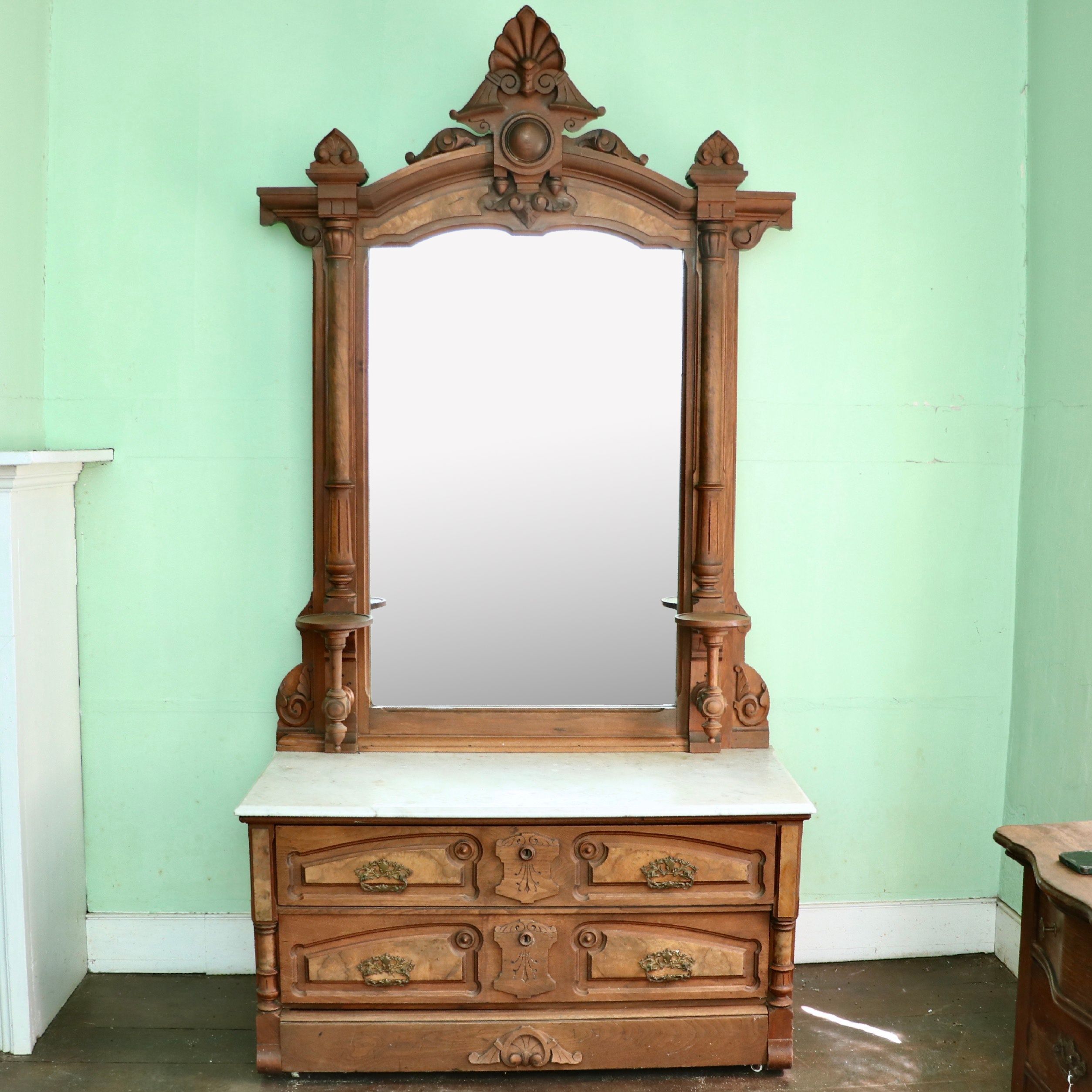 Renaissance Revival Walnut and Burl Walnut Dresser, Late 19th Century