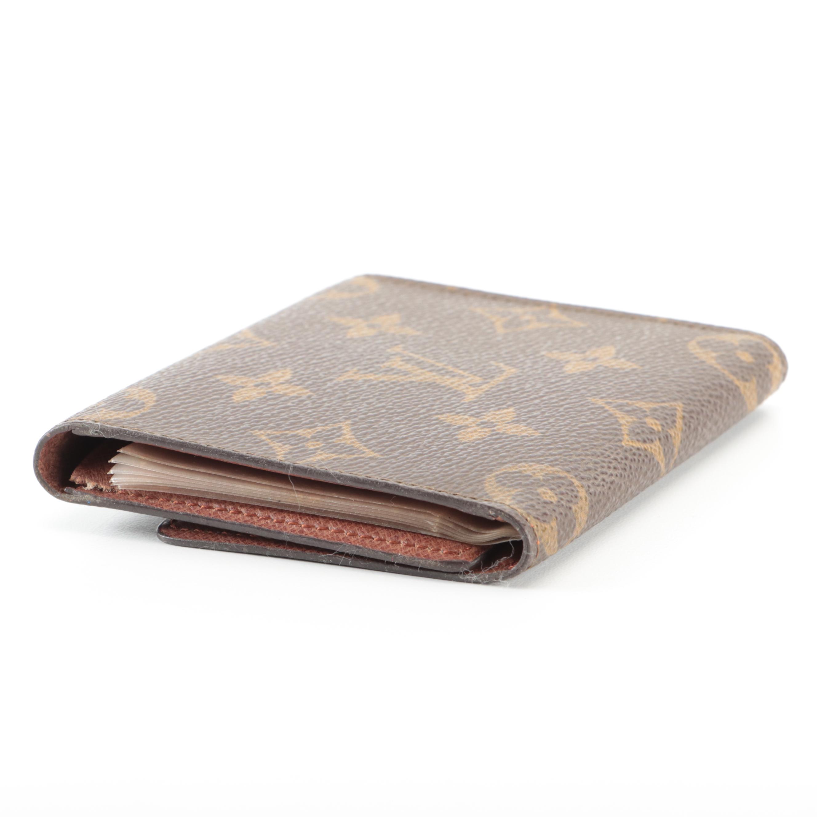Louis Vuitton Card Case/Bifold in Monogram Canvas