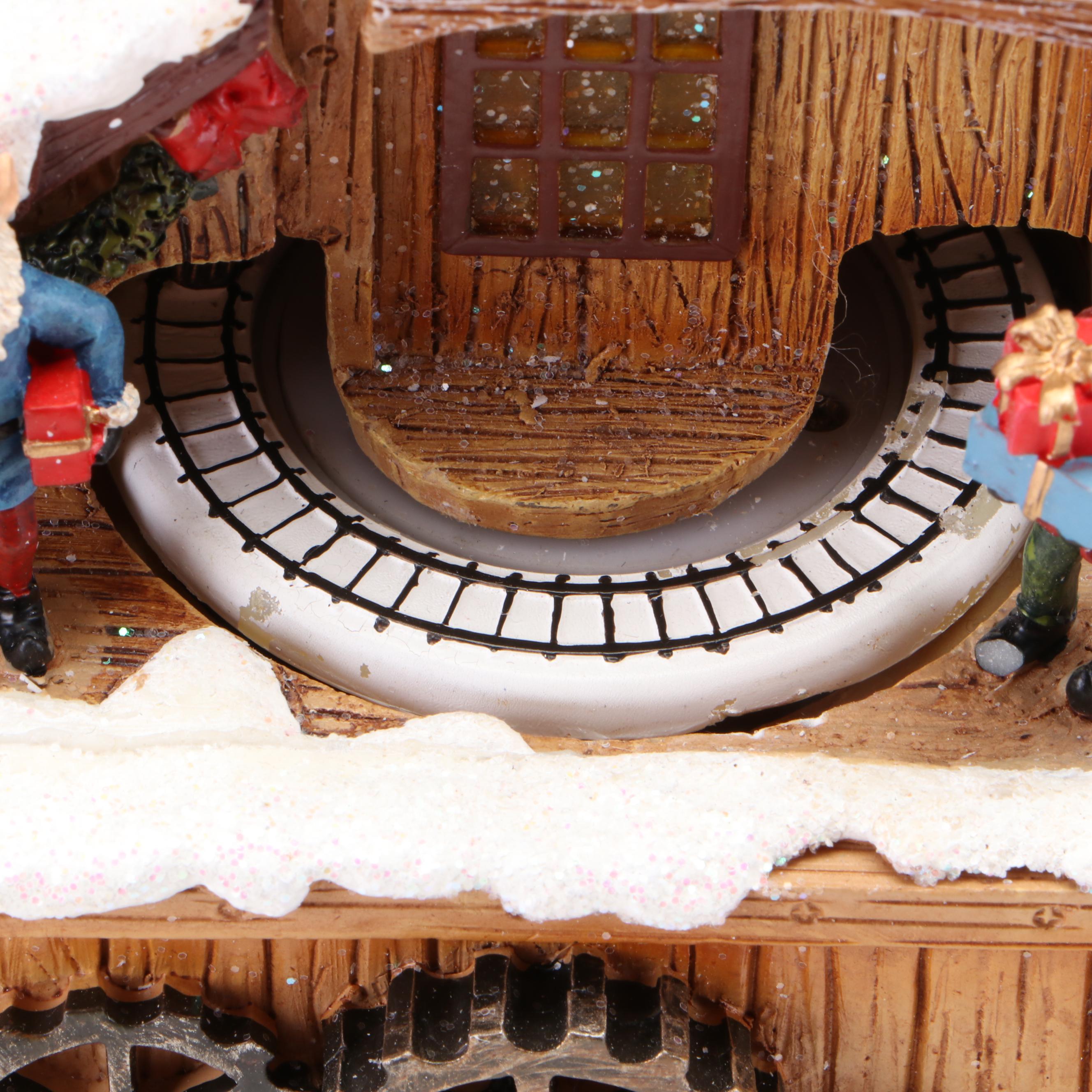 Jim Shore Illuminated Resin Santa Figurine with Romans Musical Figurines