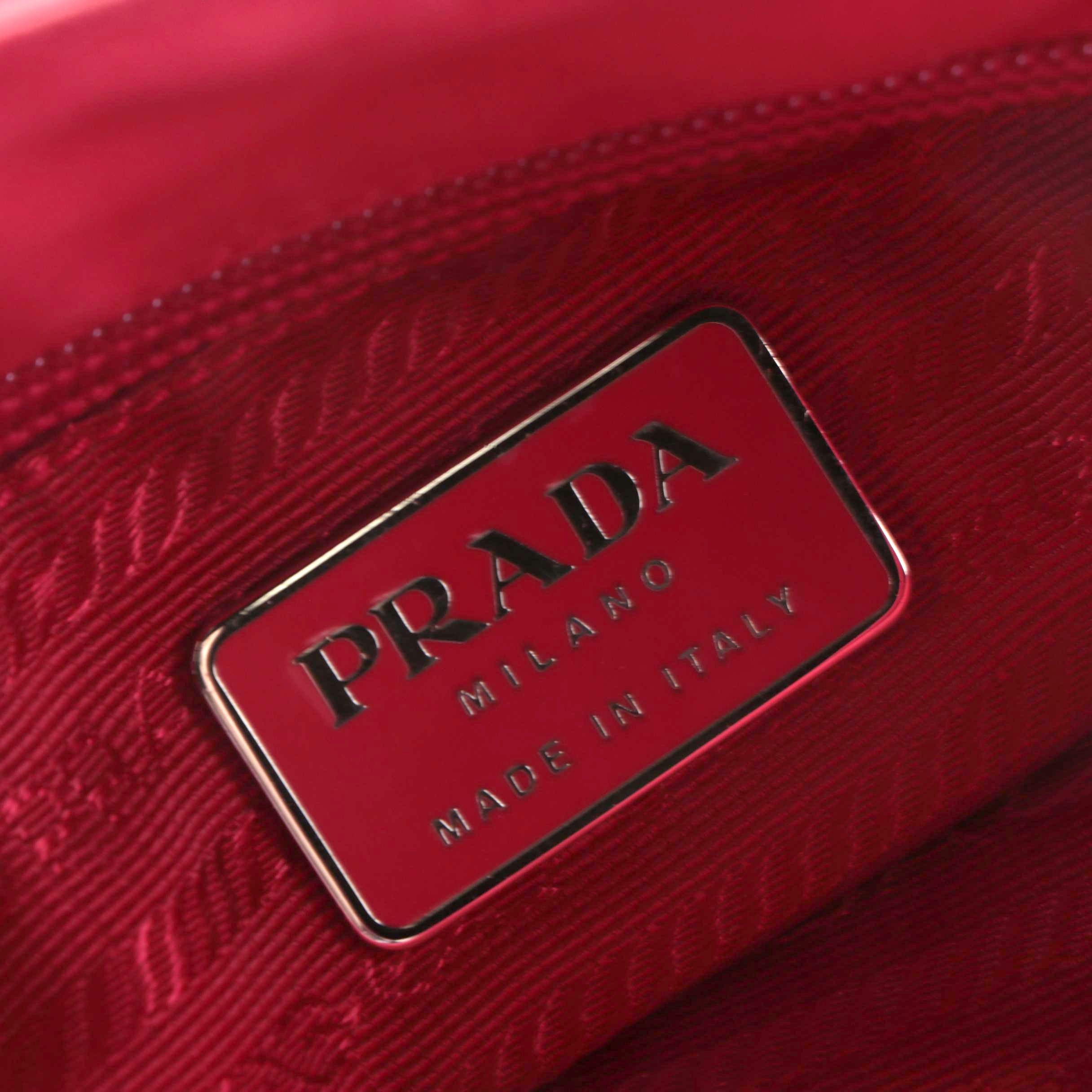 Prada Tote Bag in Vermiglio Tessuto City Nylon