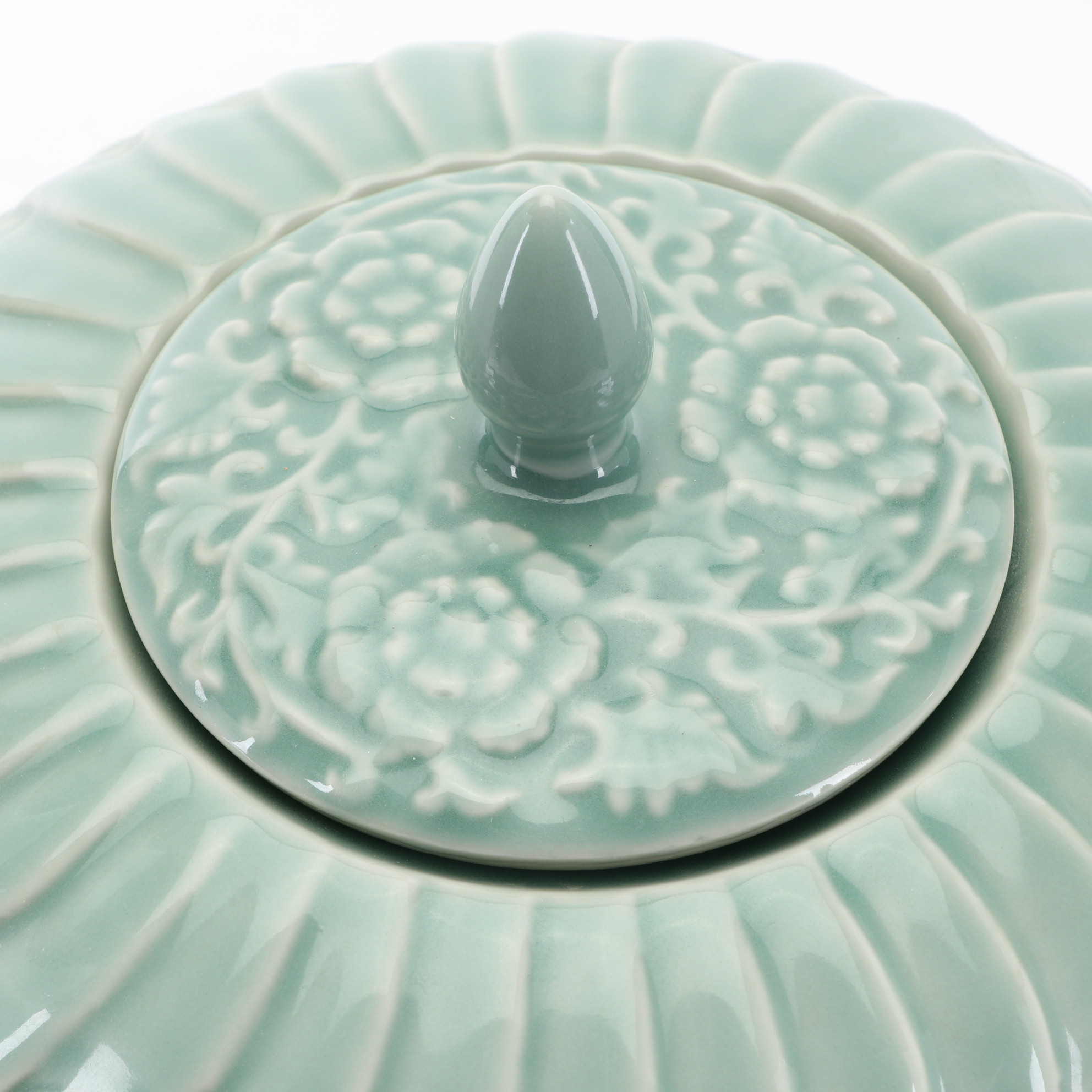 Chinese Celadon Porcelain Ginger Jar and Stand