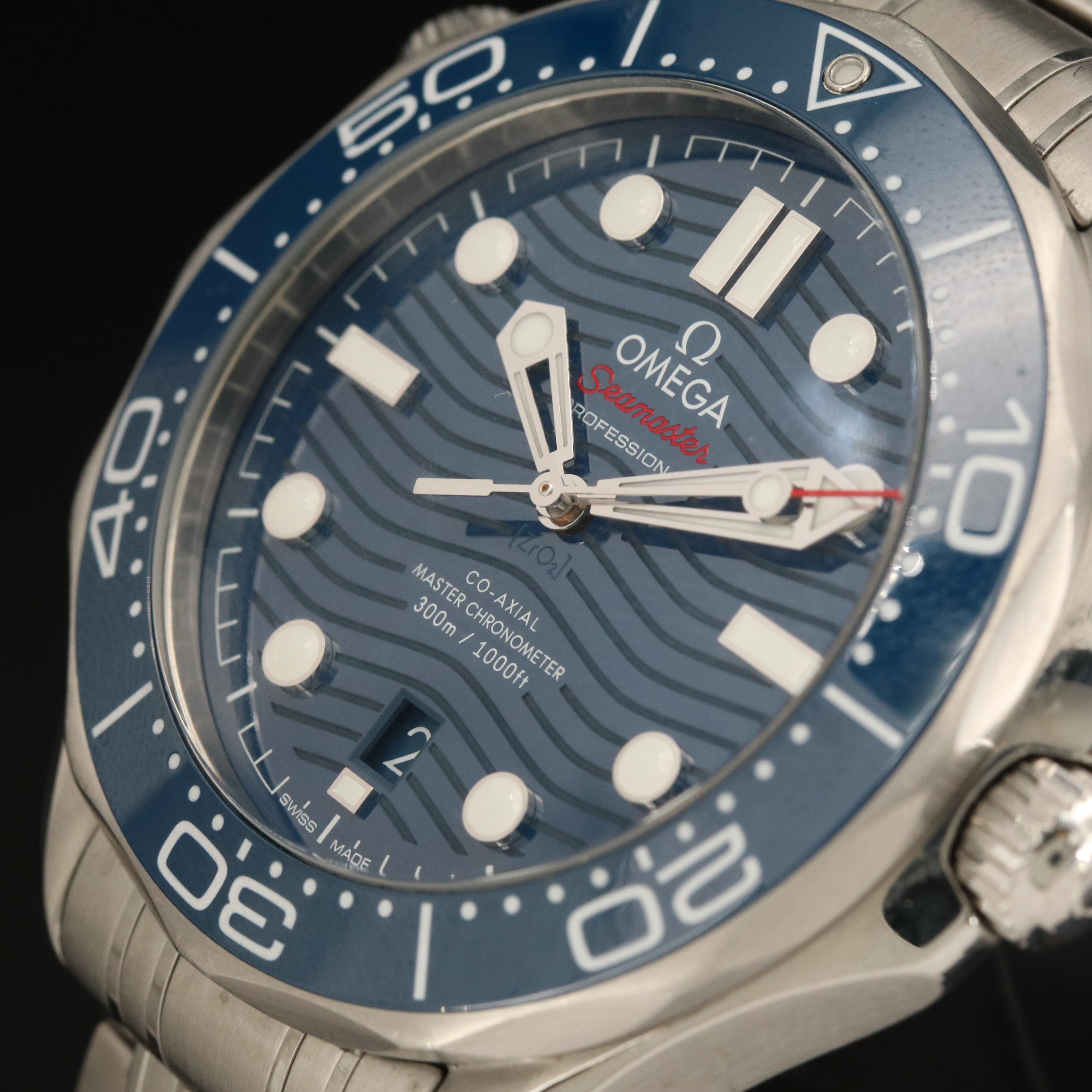Omega Seamaster Diver 300M with Date Ceramic and Stainles Steel Watch