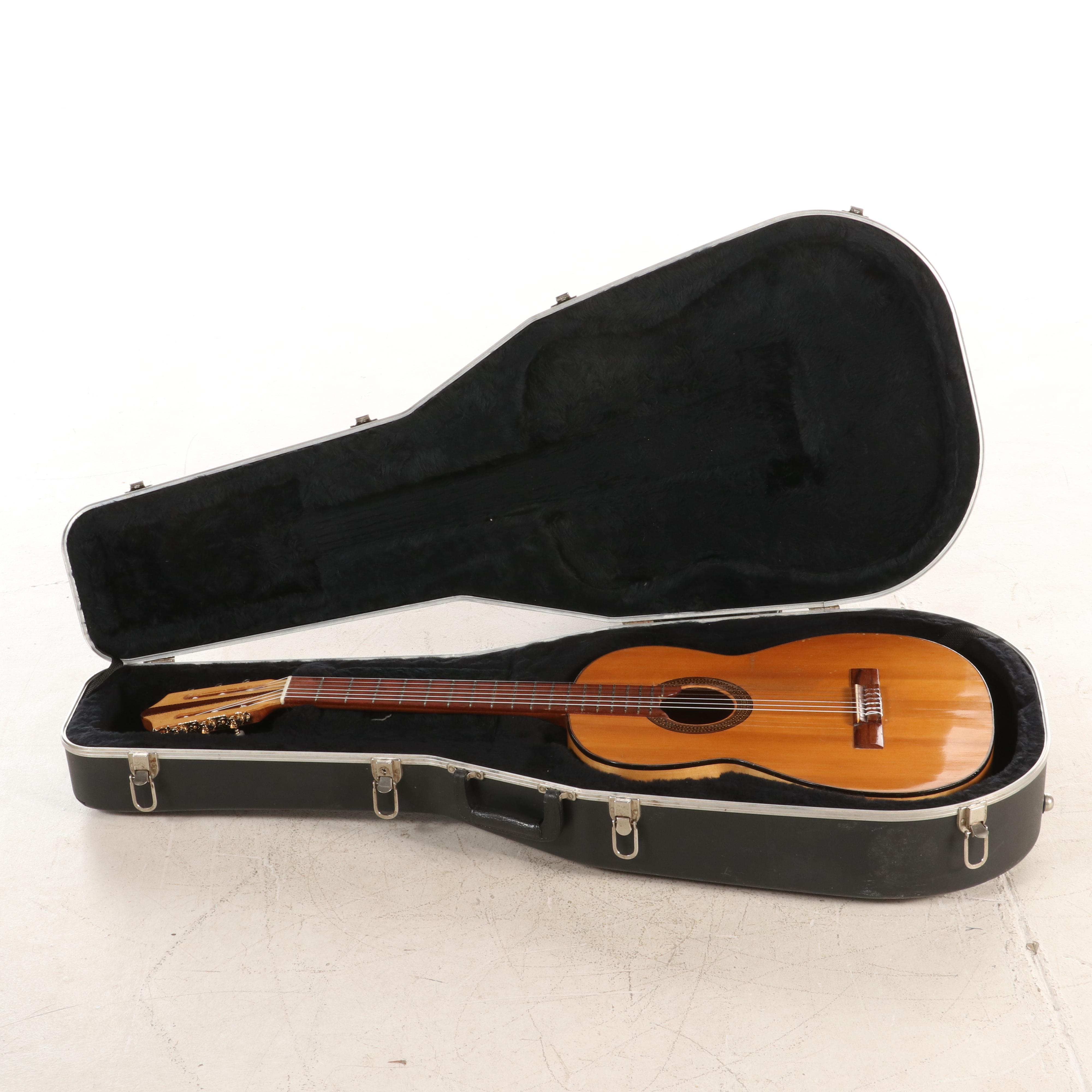 Manuel Contreras Flamenco C-4 Acoustic Guitar with Hard Case