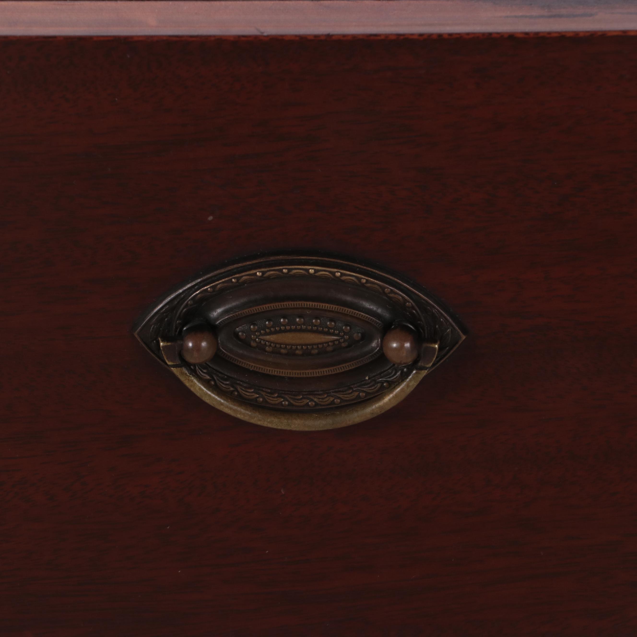 Dexter/Grand Rapids Chair Co. Federal Style Mahogany Side Table, circa 1940