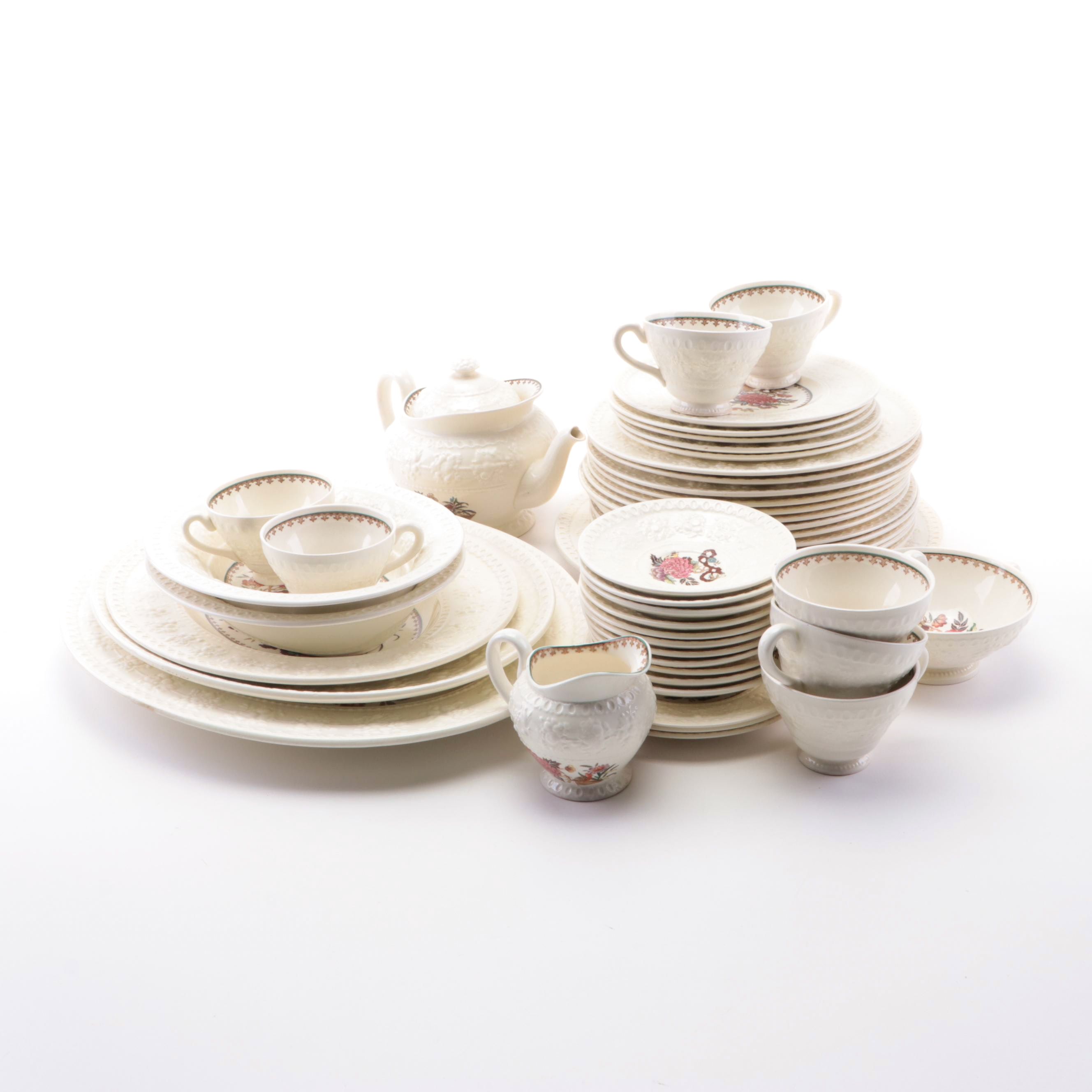 Wedgwood "Bullfinch Wellesely" Stoneware Dinnerware, 1962–1981