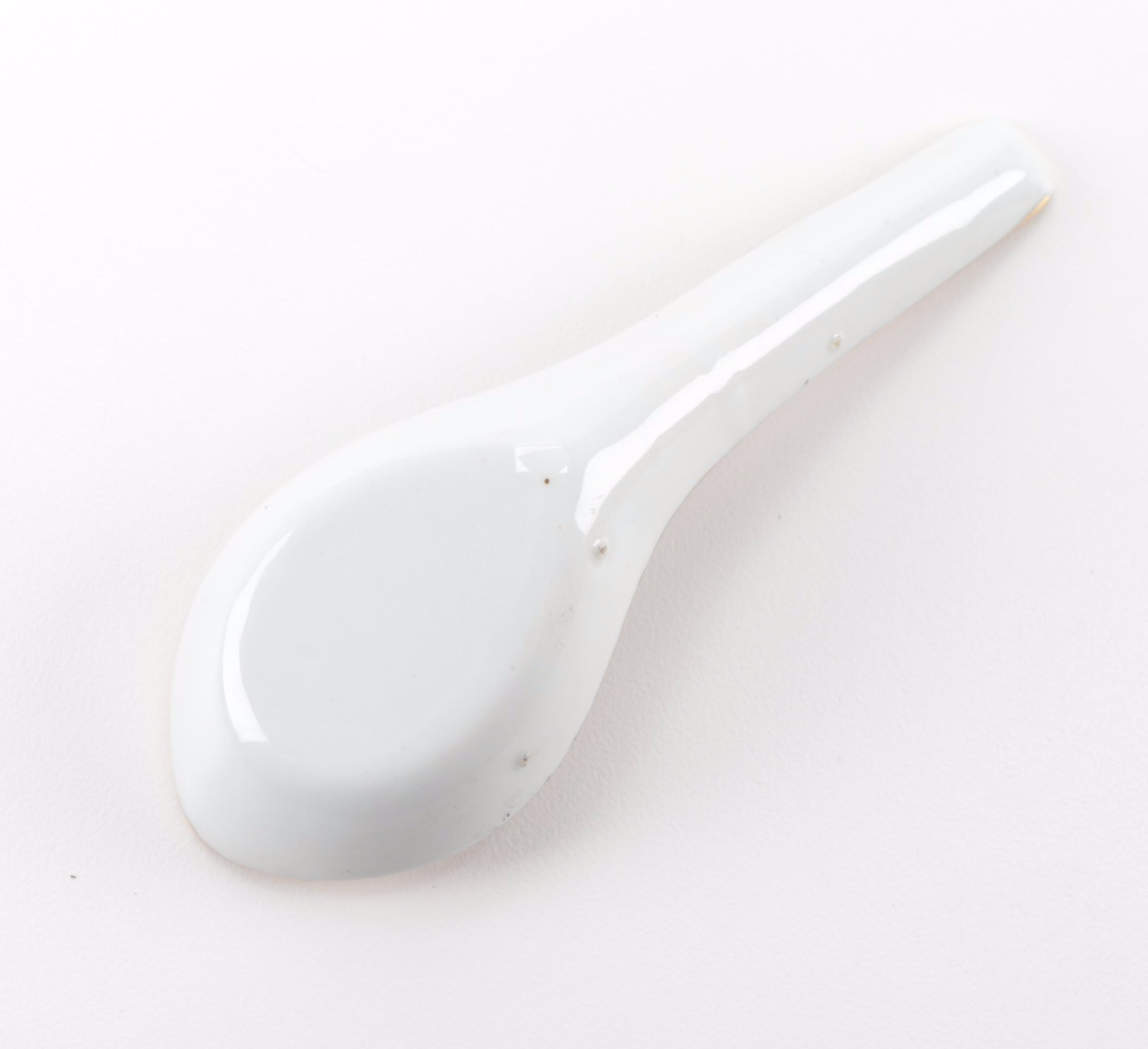 Chinese Rose Canton Porcelain Rice Bowls, Soup Bowls, and Spoons