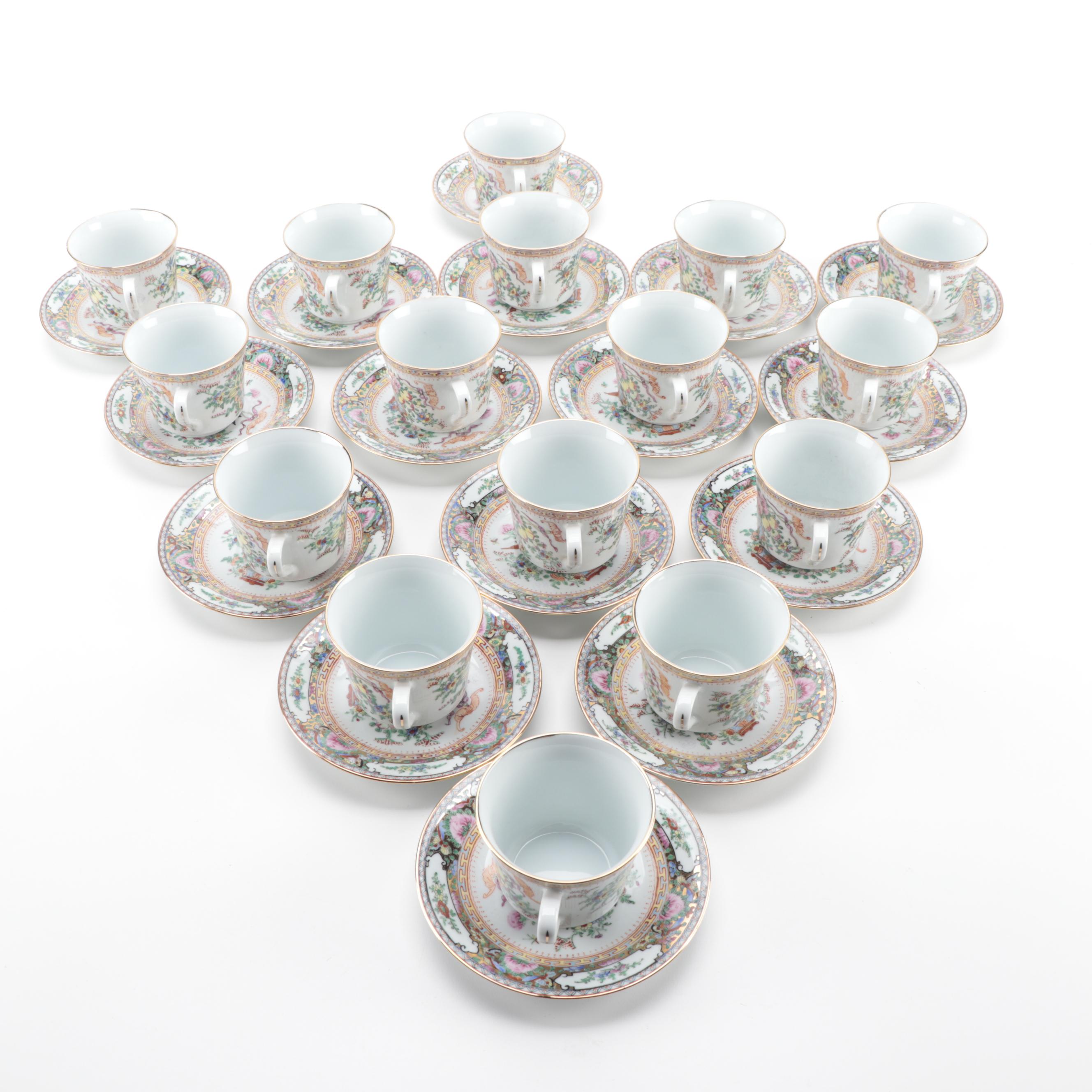 Chinese Famille Rose Porcelain Dinnerware and Serving Pieces, Mid to Late 20th C