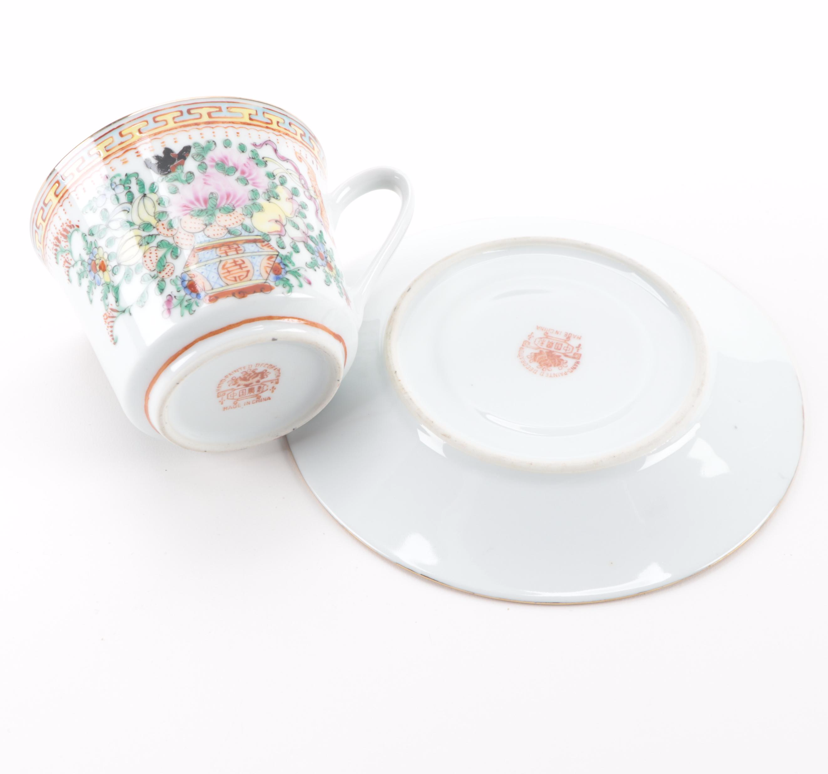 Chinese Famille Rose Porcelain Dinnerware and Serving Pieces, Mid to Late 20th C