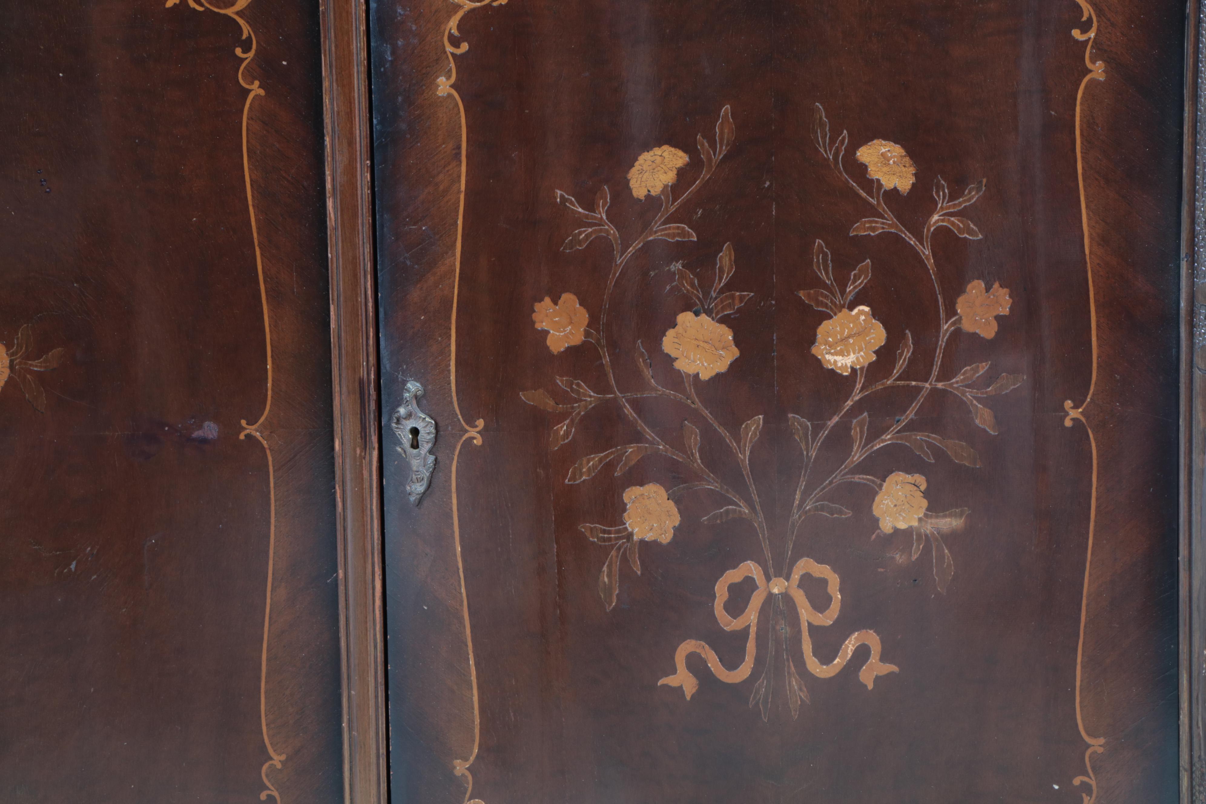 Louis XV Style Marquetry and Mahogany Buffet, 20th Century