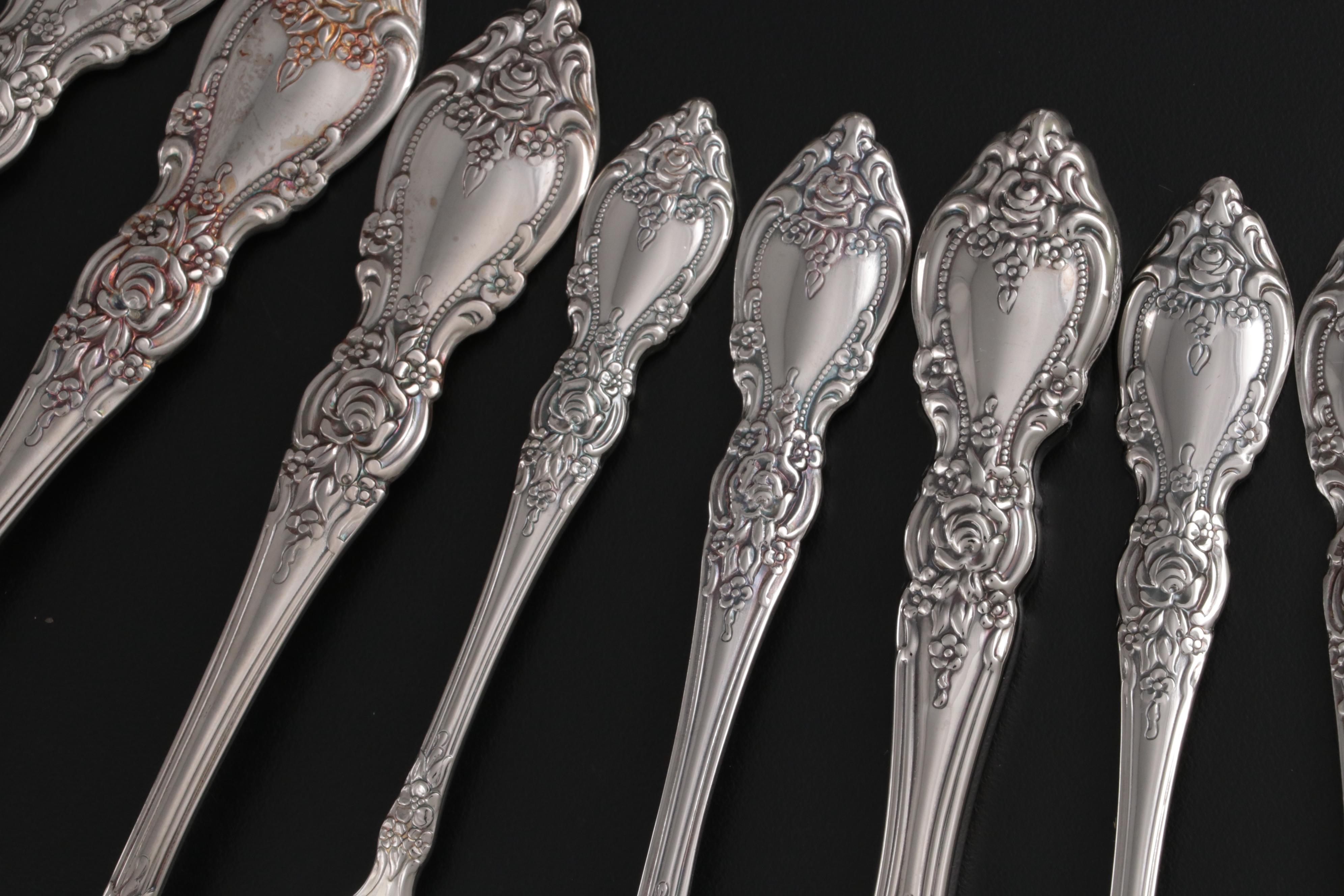 Oneida Stainless Steel Flatware Set