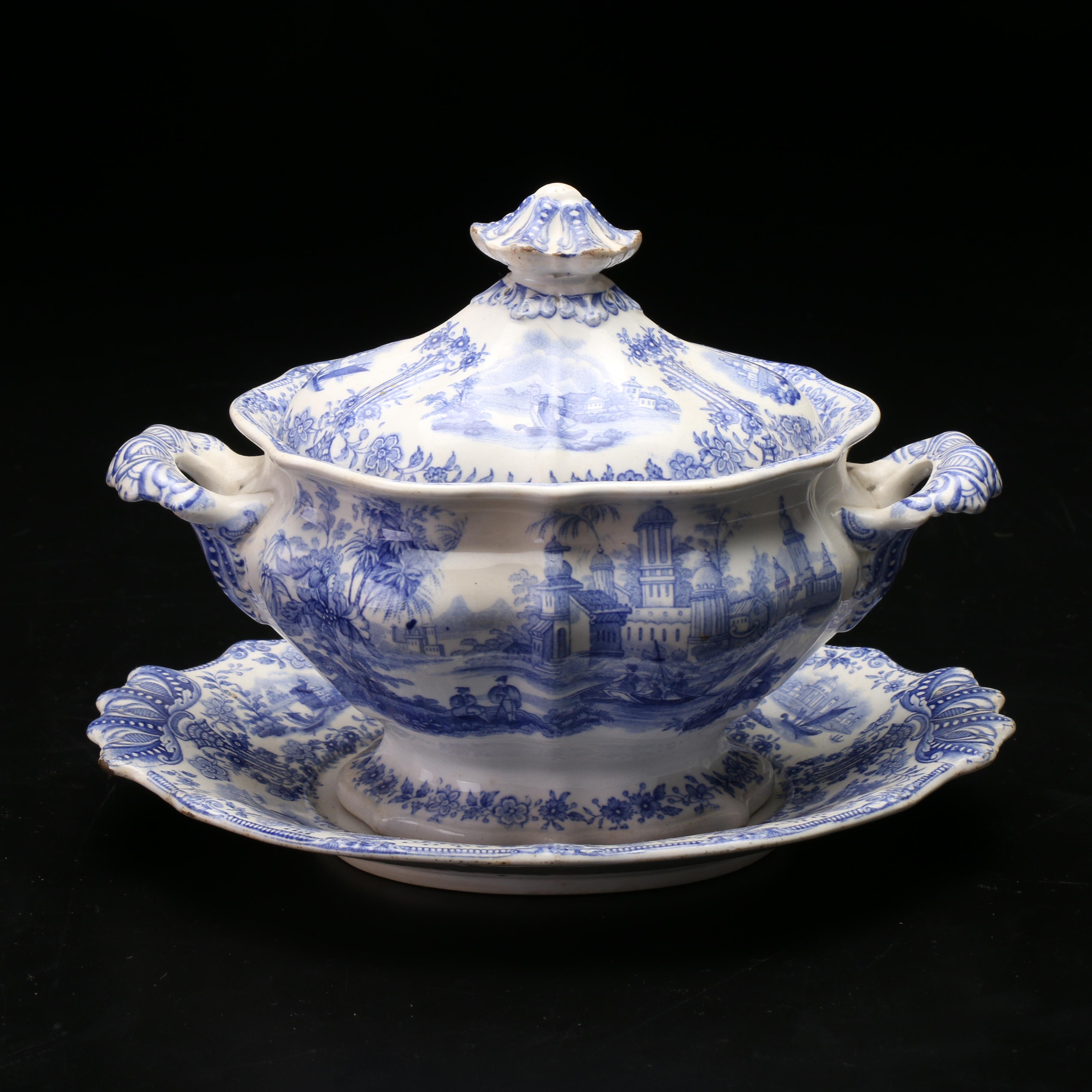 William Ridgway and Co. "Marmora" English Ironstone Tureen, Mid-19th Century