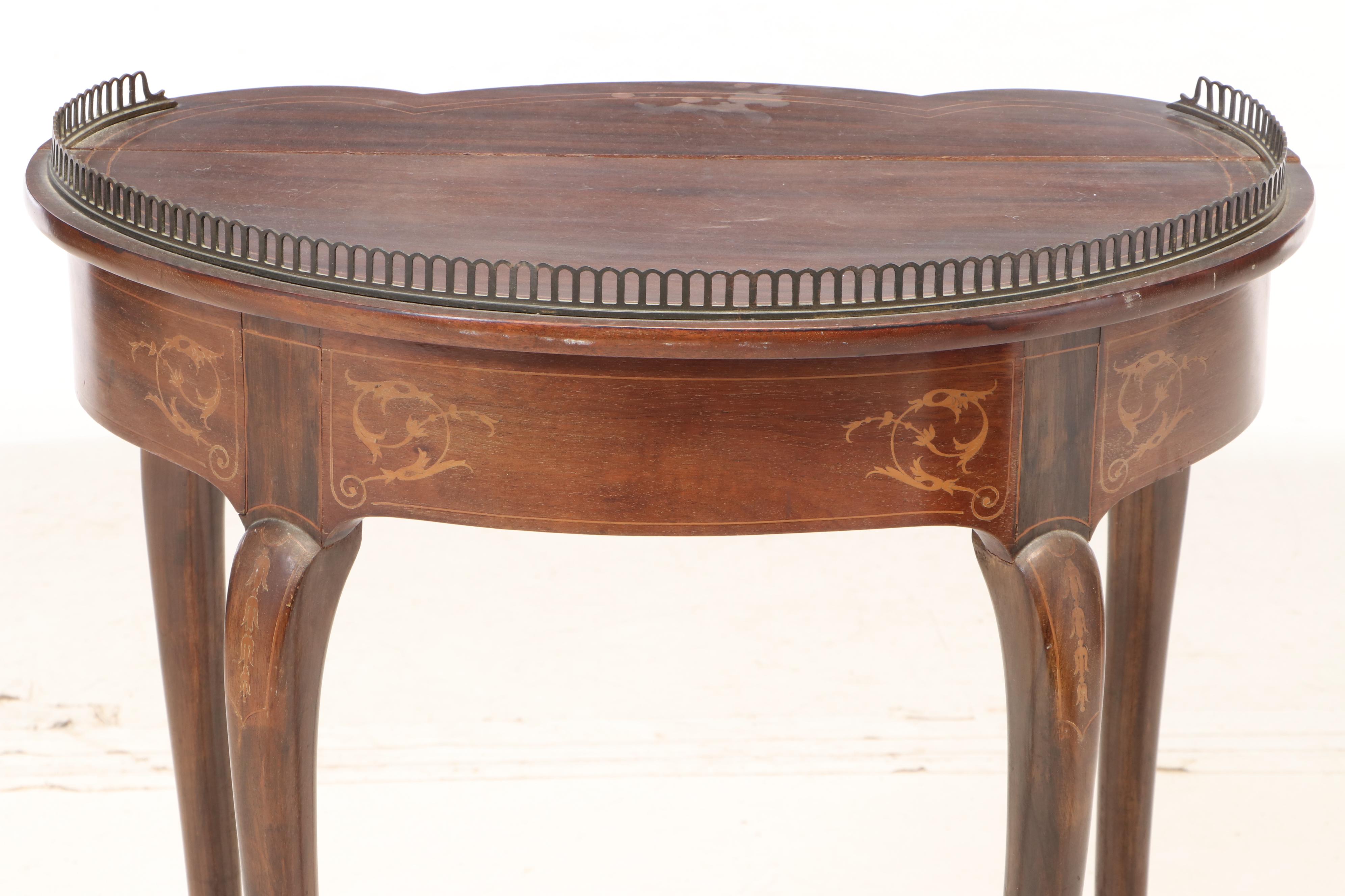Queen Anne Style Mahogany and Marquetry Side Table, 20th Century