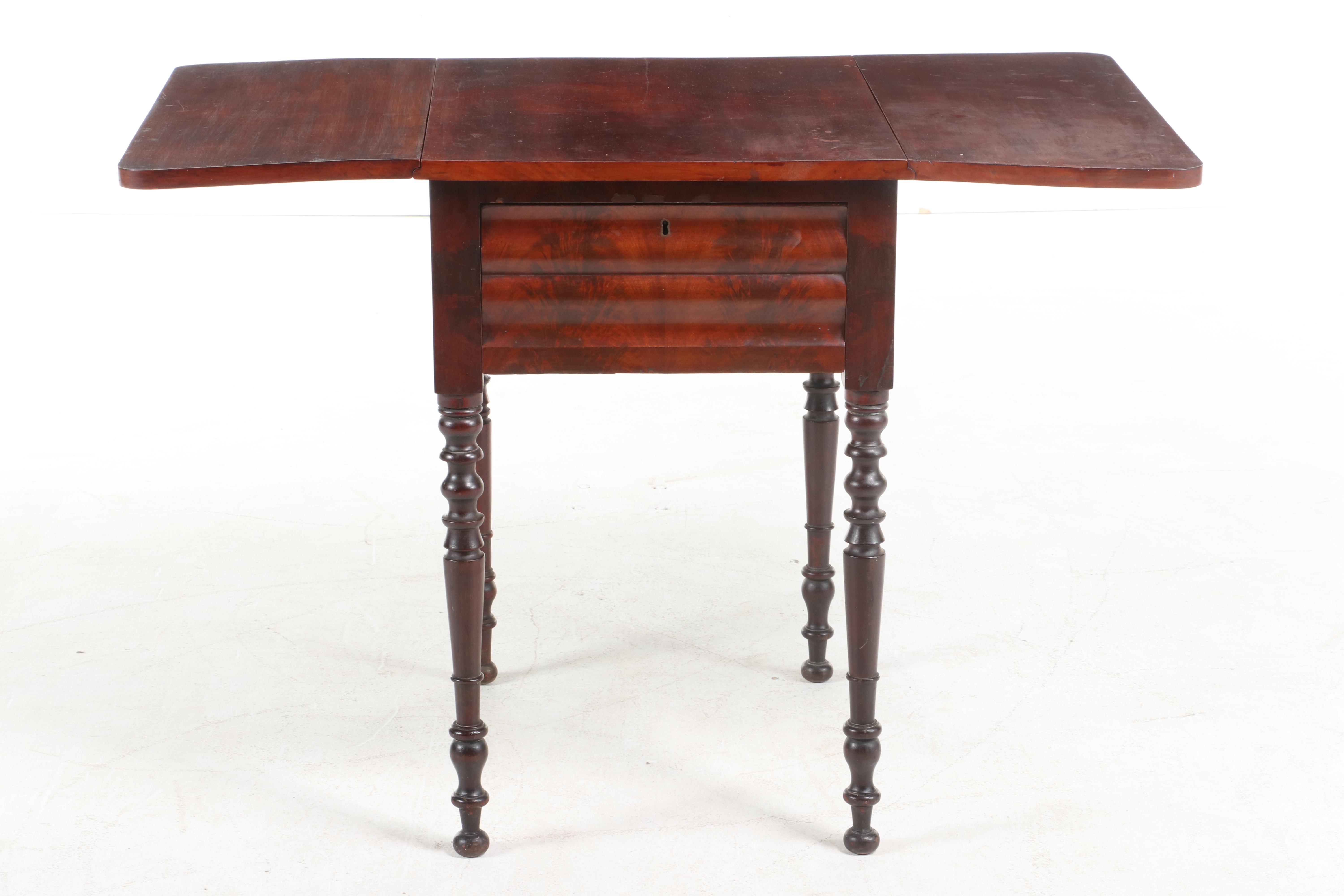 Late Federal Cherry Drop-Leaf End Table, Mid-19th Century
