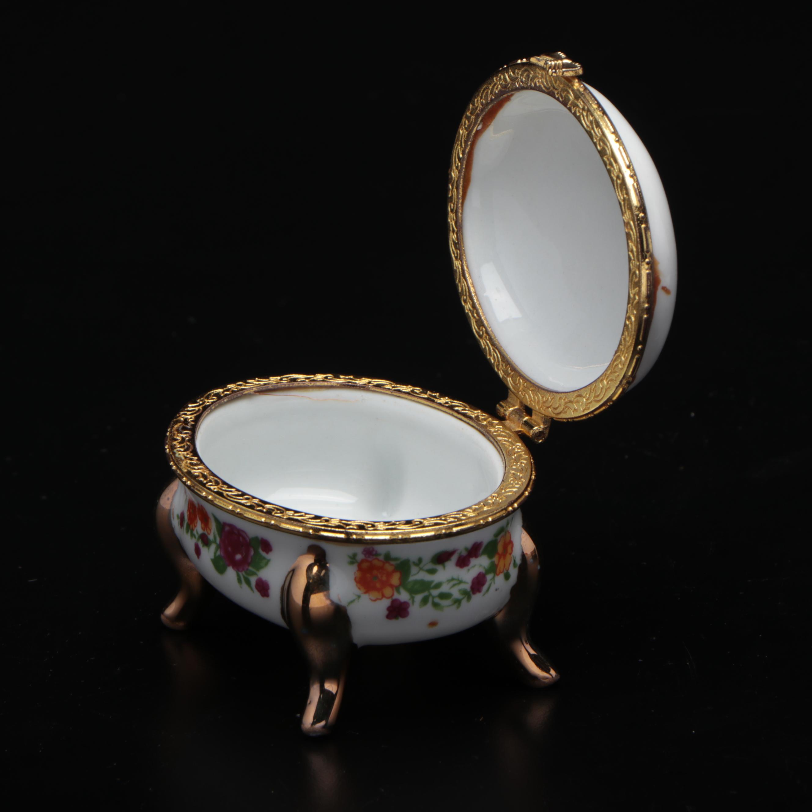 Kaiser Porcelain Coasters and Other Footed Box