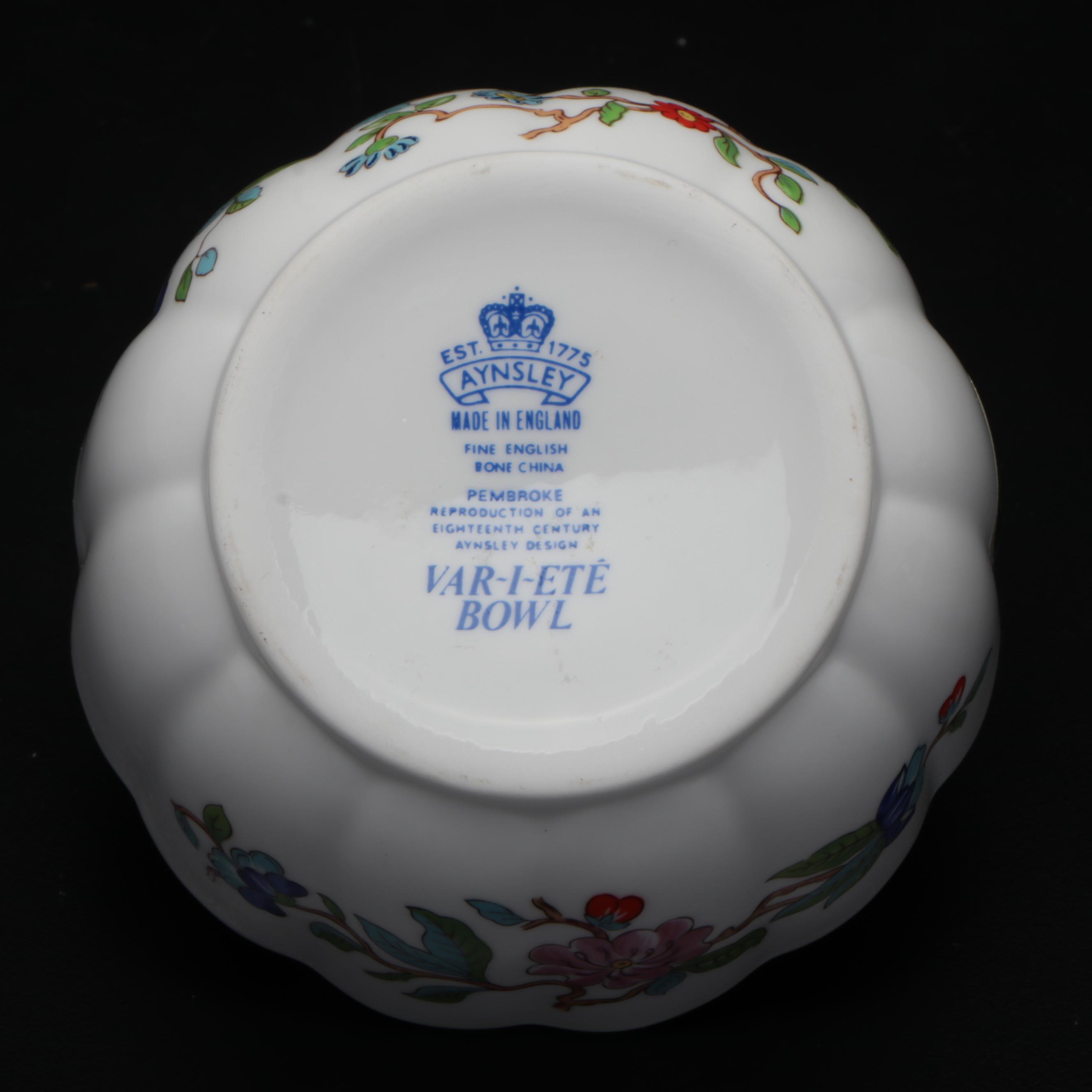 Aynsley "Pembroke" Bone China Var-i-eté Bowl