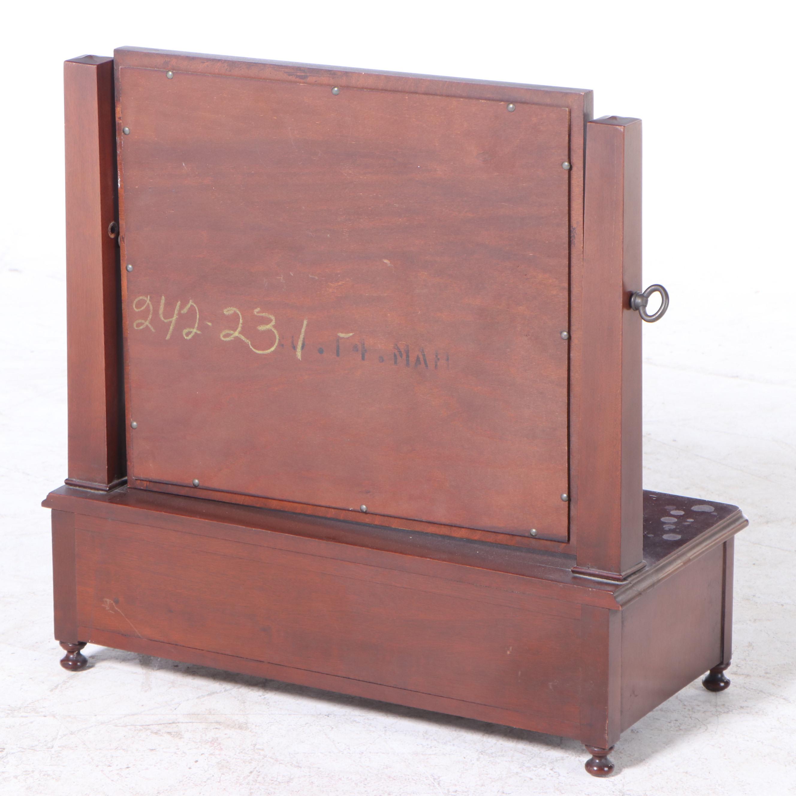 Federal Style Mahogany Dressing Mirror, 20th Century