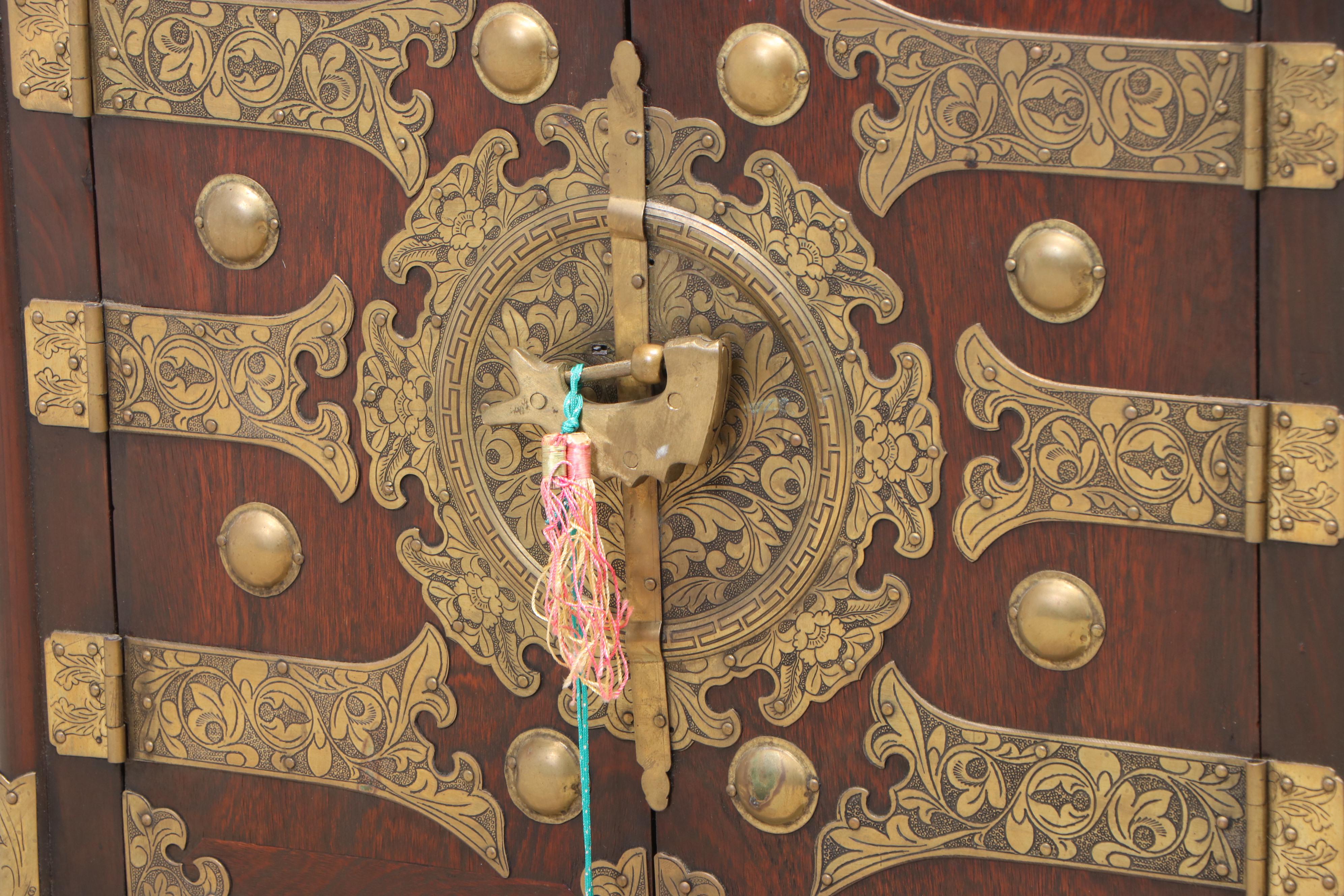 Korean Brass-Mounted Elm Five-Drawer Tansu