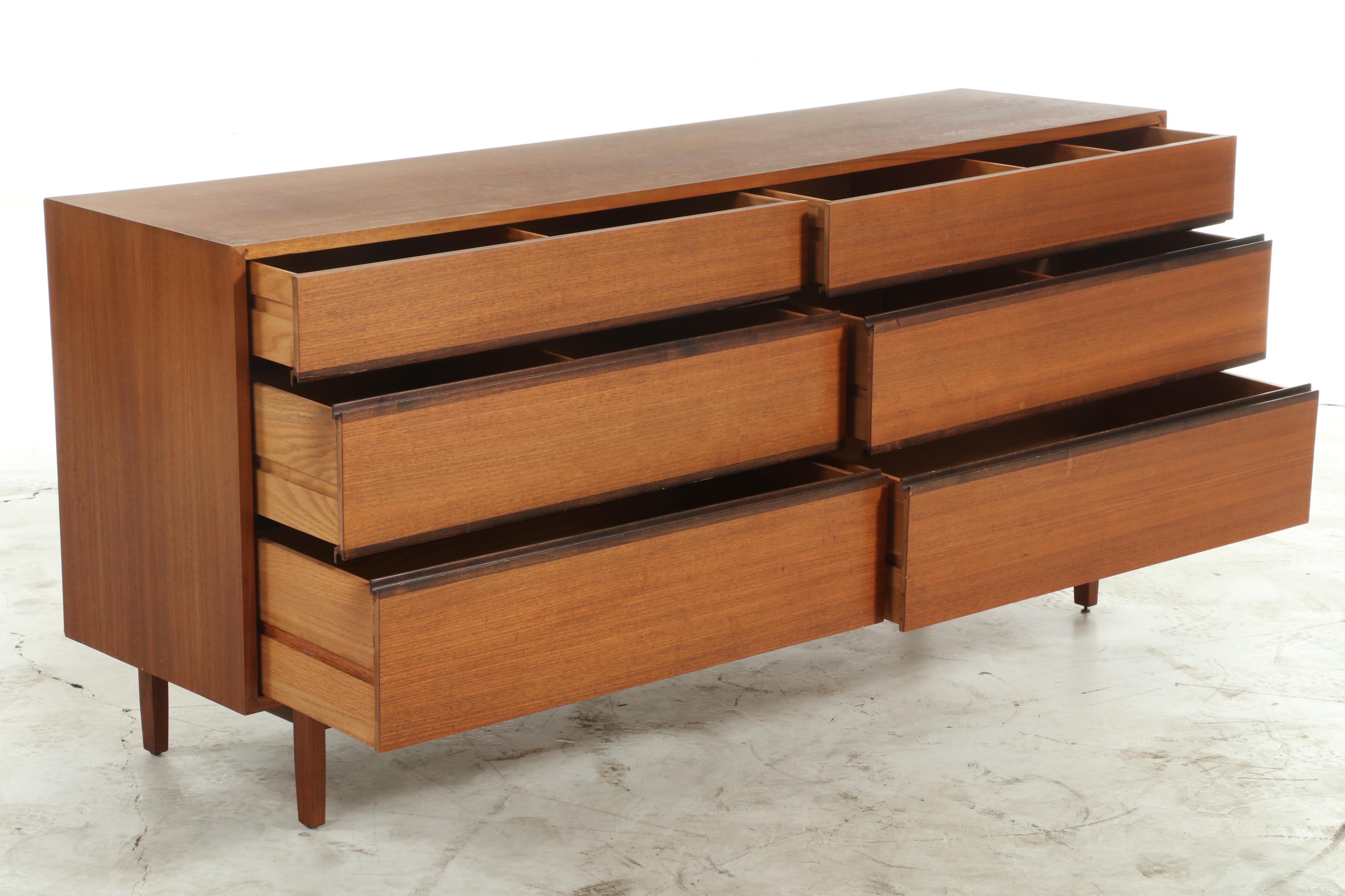 Kipp Stewart for Calvin Mid Century Modern Walnut Dresser