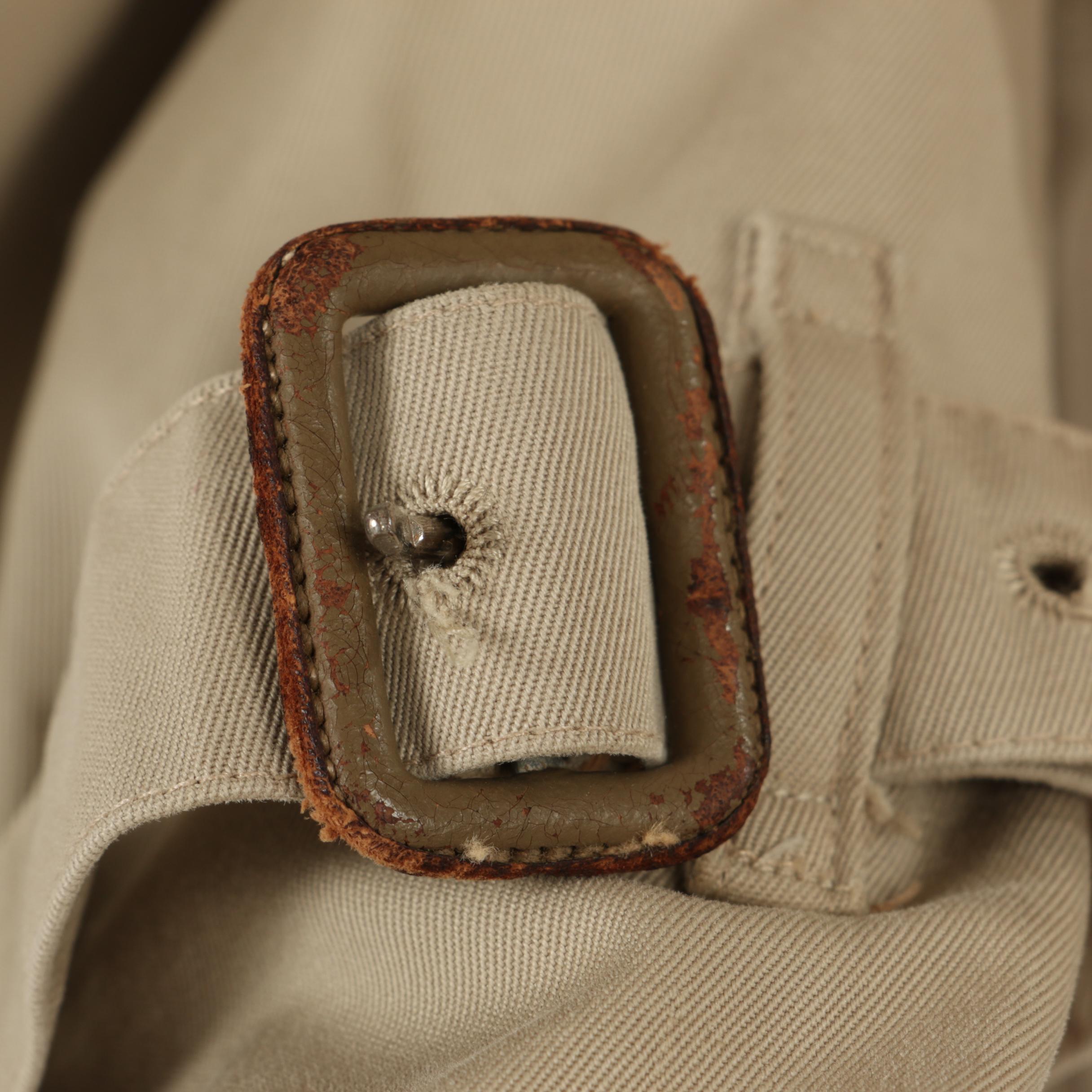 Men's Burberrys Khaki Double-Breasted Trench Coat