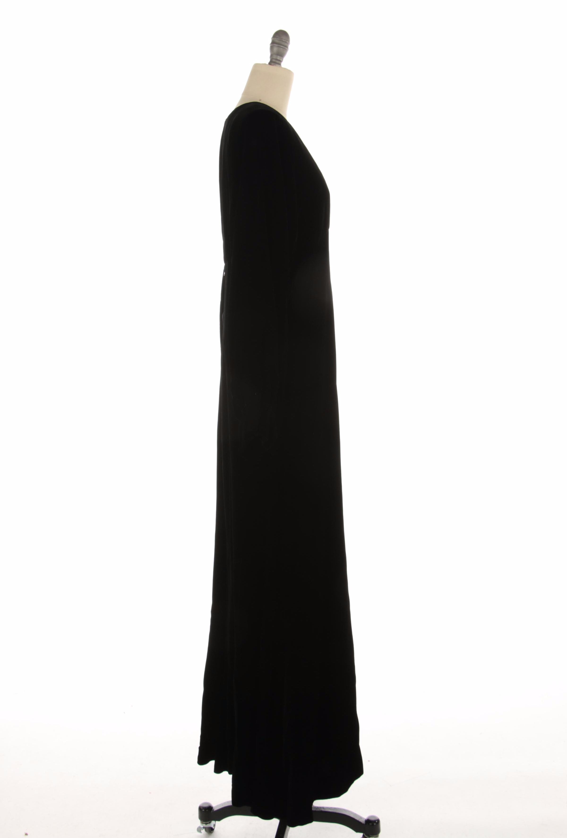 Oscar de la Renta Black Velvet Empire Waist Evening Dress, 1960s