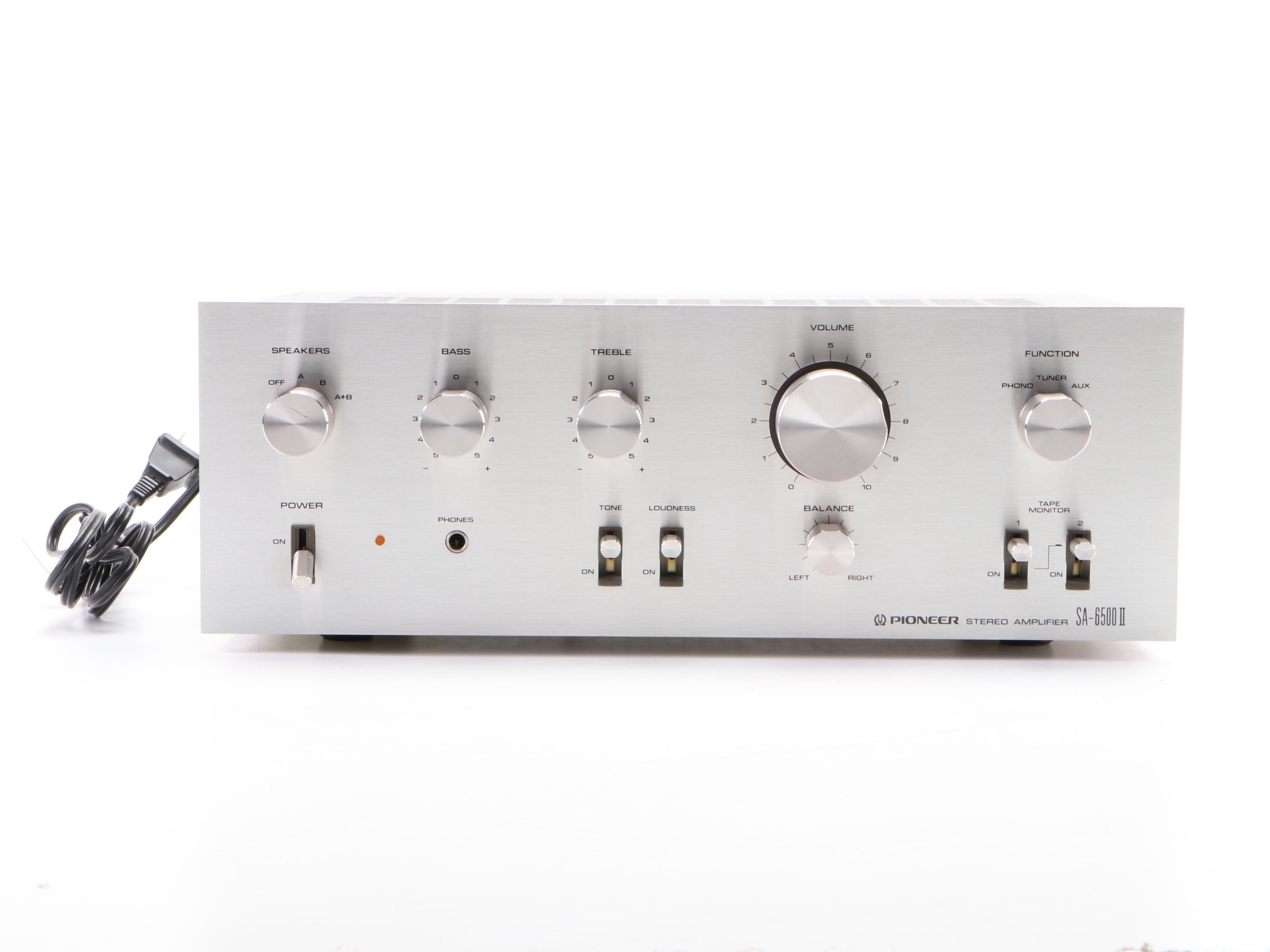 Pioneer Stereo Tuner and Amplifier with Realistic Equilizer, 1970s