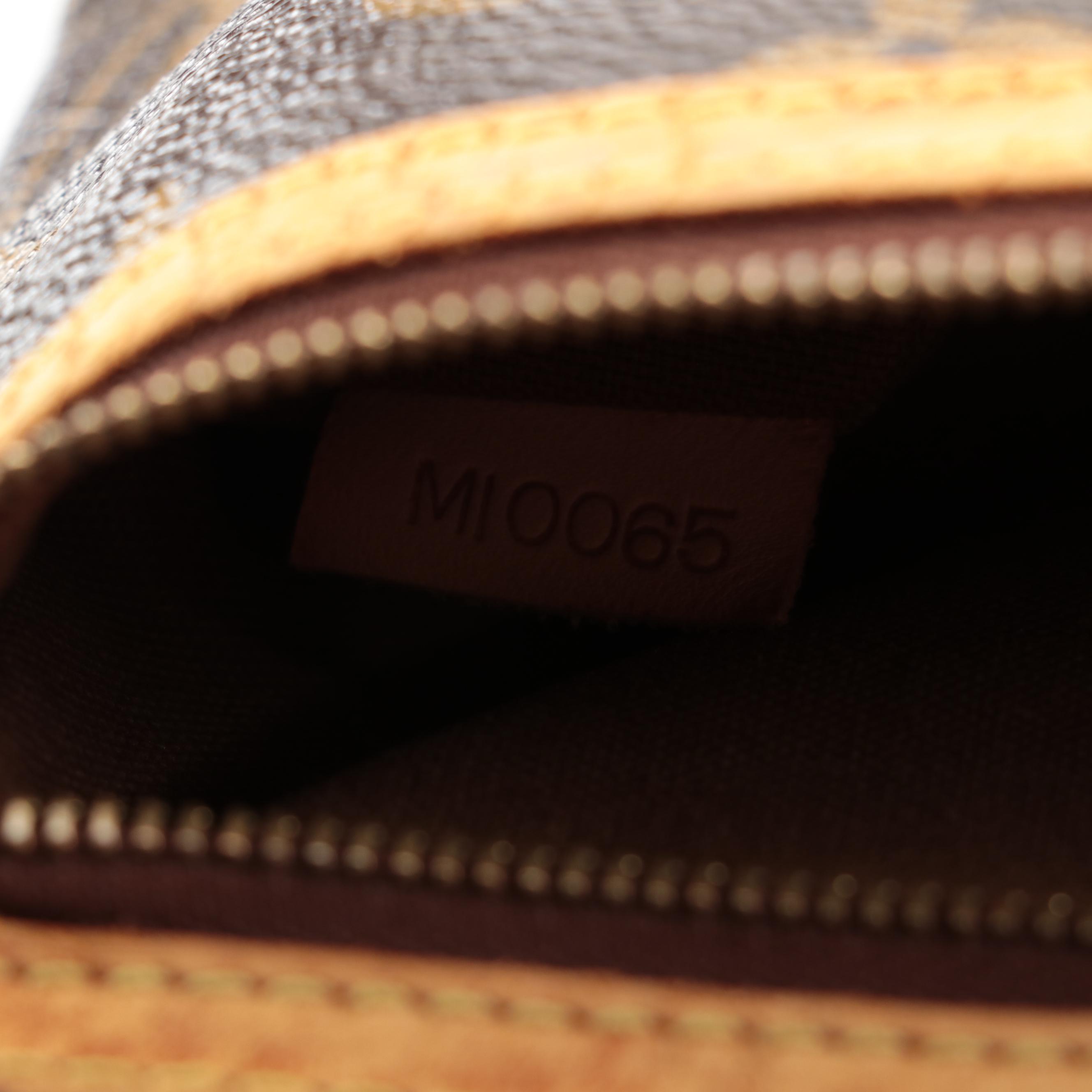 Louis Vuitton Pochette Bosphore Crossbody Bag in Monogram Canvas and Leather