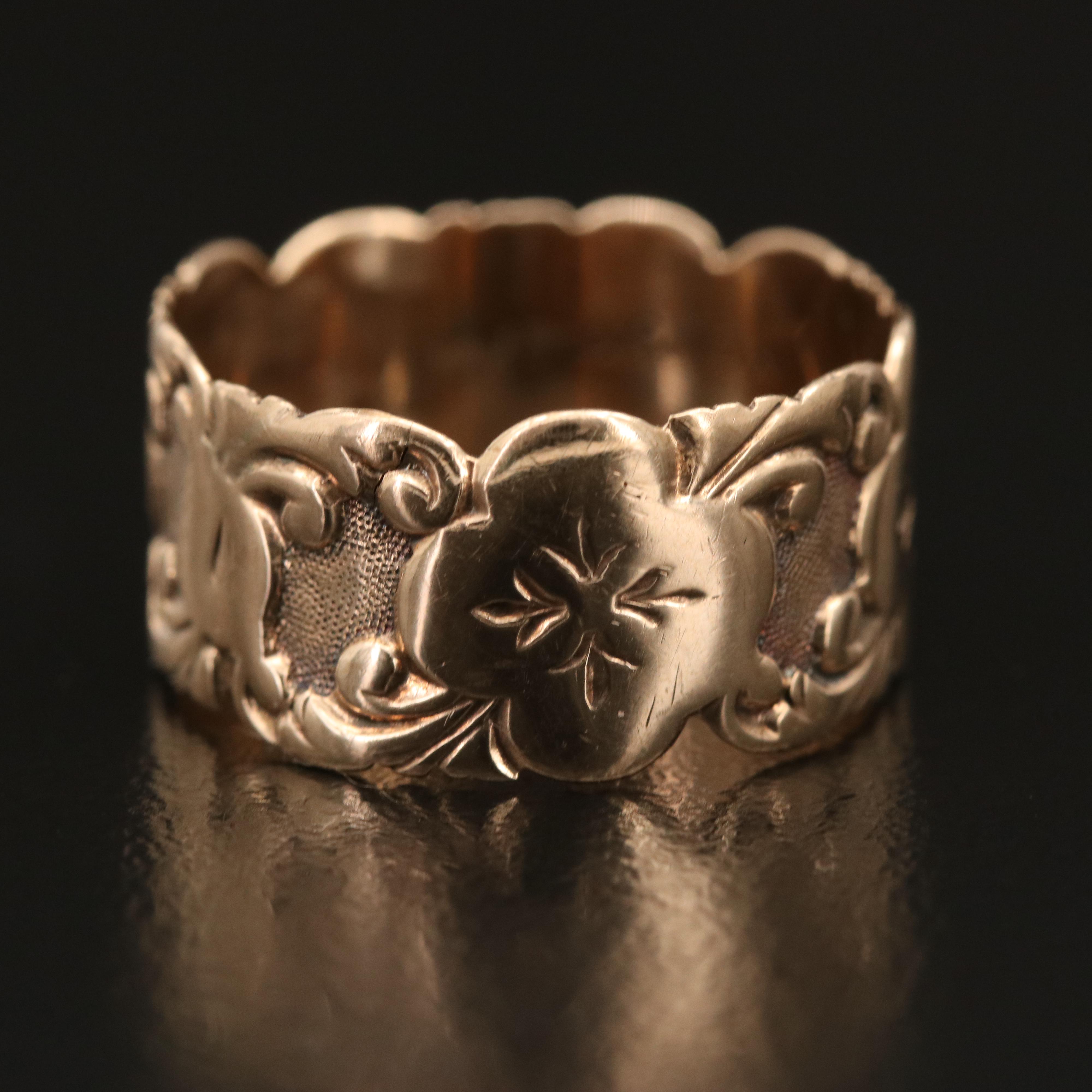 Victorian 10K Castagnetta & Sons Textured Band