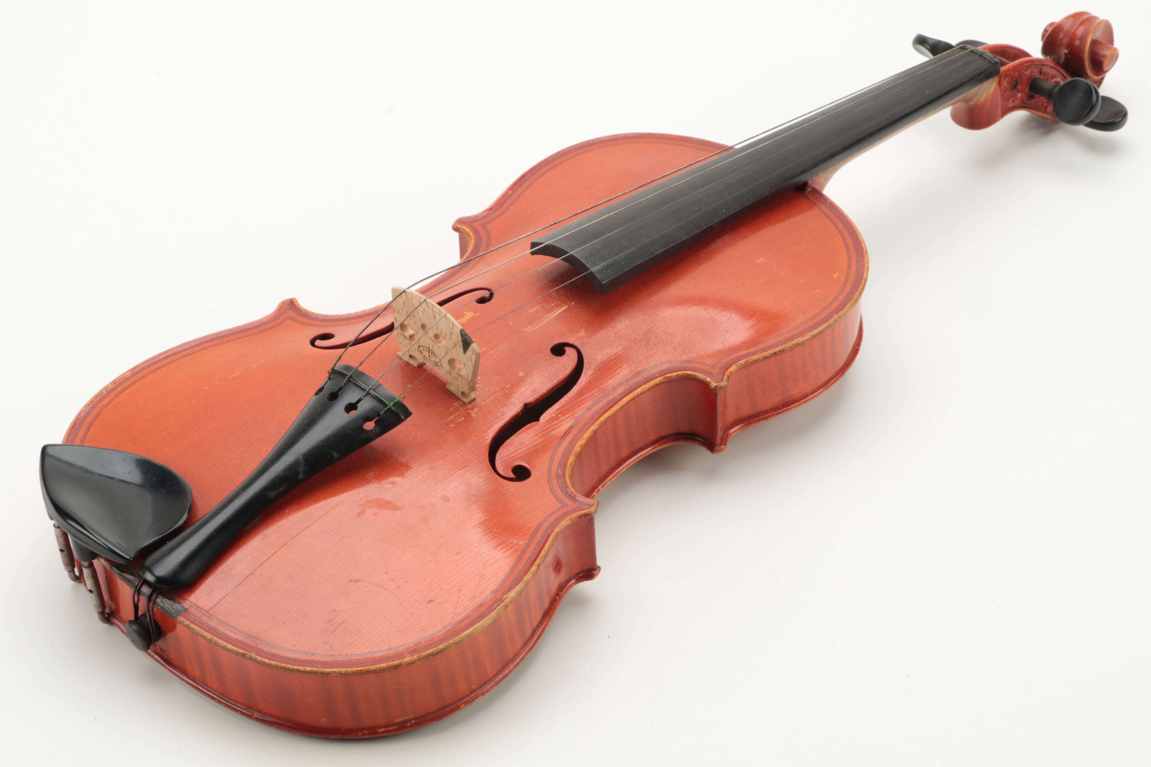 Gasparo da Sálo Replica Spruce, Maple, and Ebony 4/4 Violin with Bow and Case