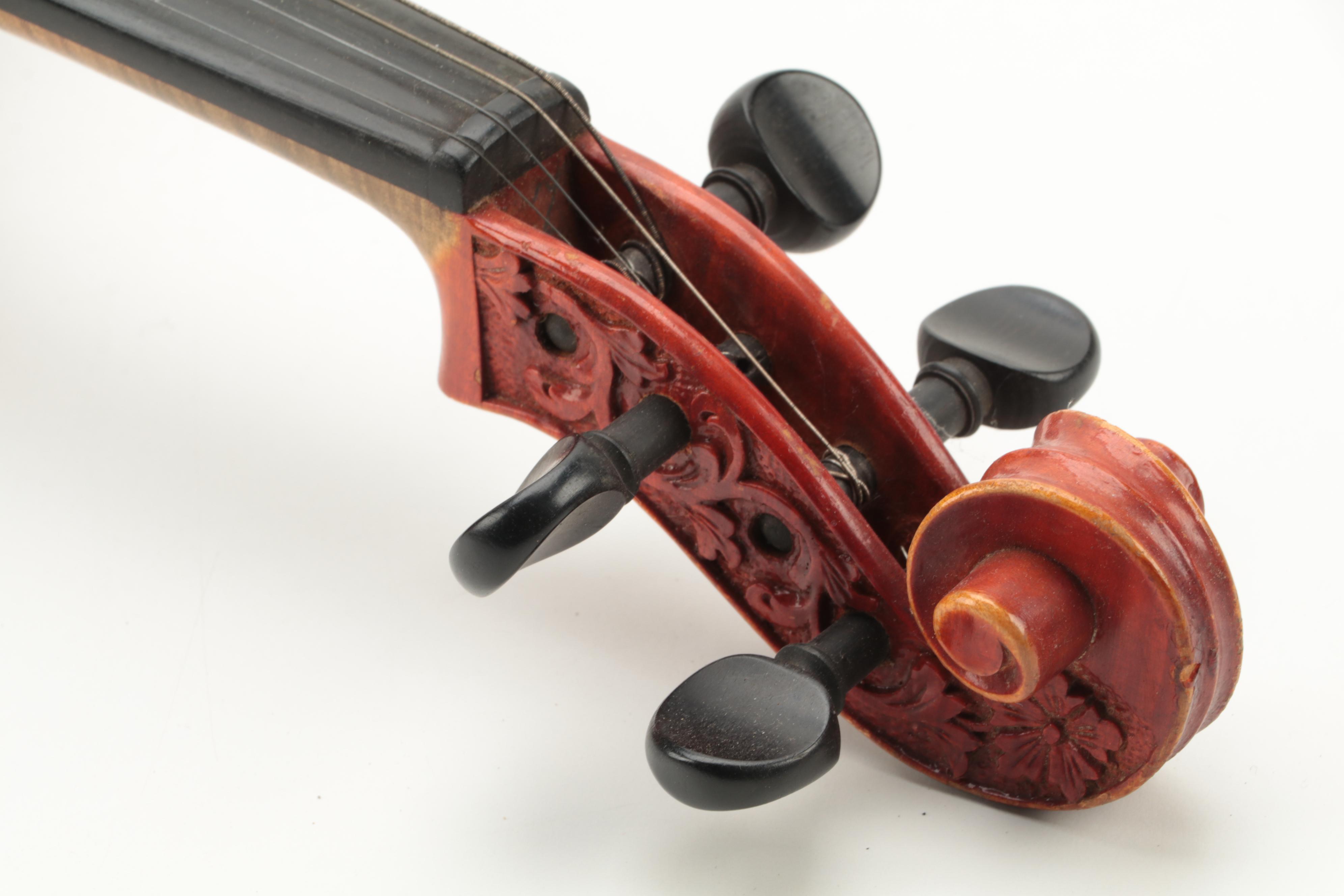 Gasparo da Sálo Replica Spruce, Maple, and Ebony 4/4 Violin with Bow and Case