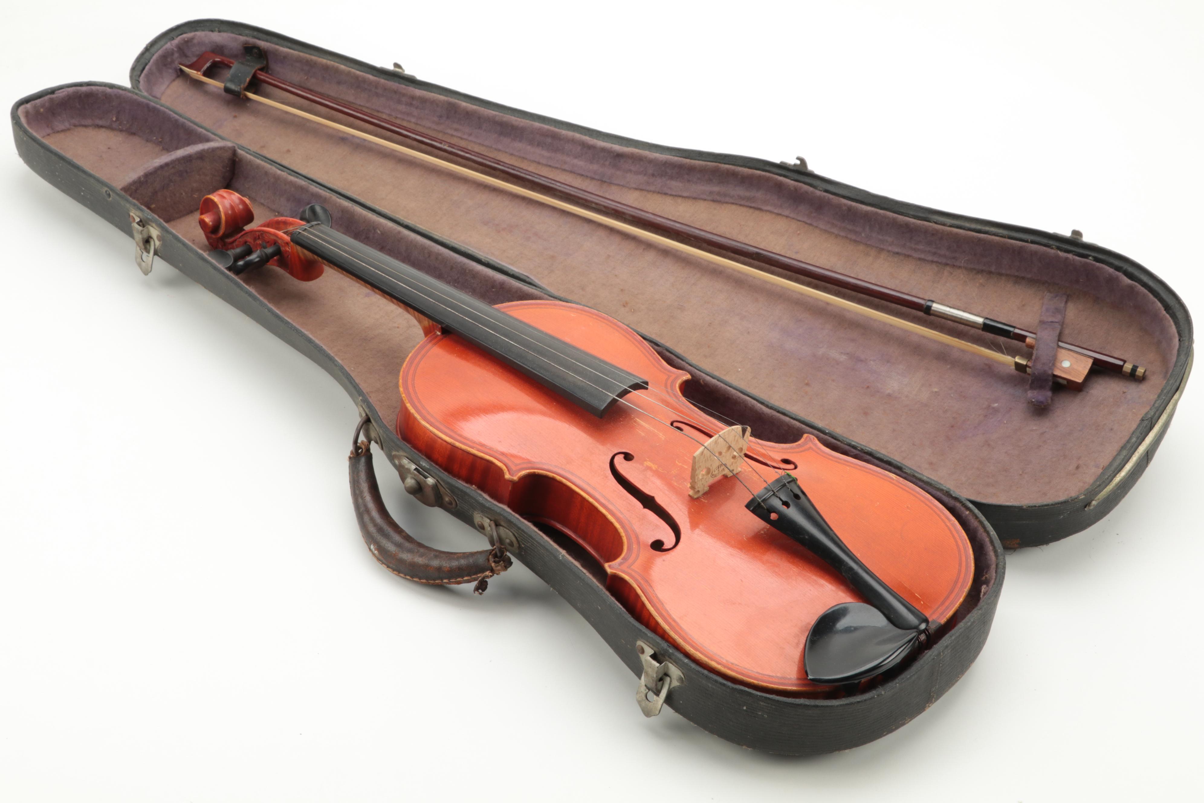 Gasparo da Sálo Replica Spruce, Maple, and Ebony 4/4 Violin with Bow and Case