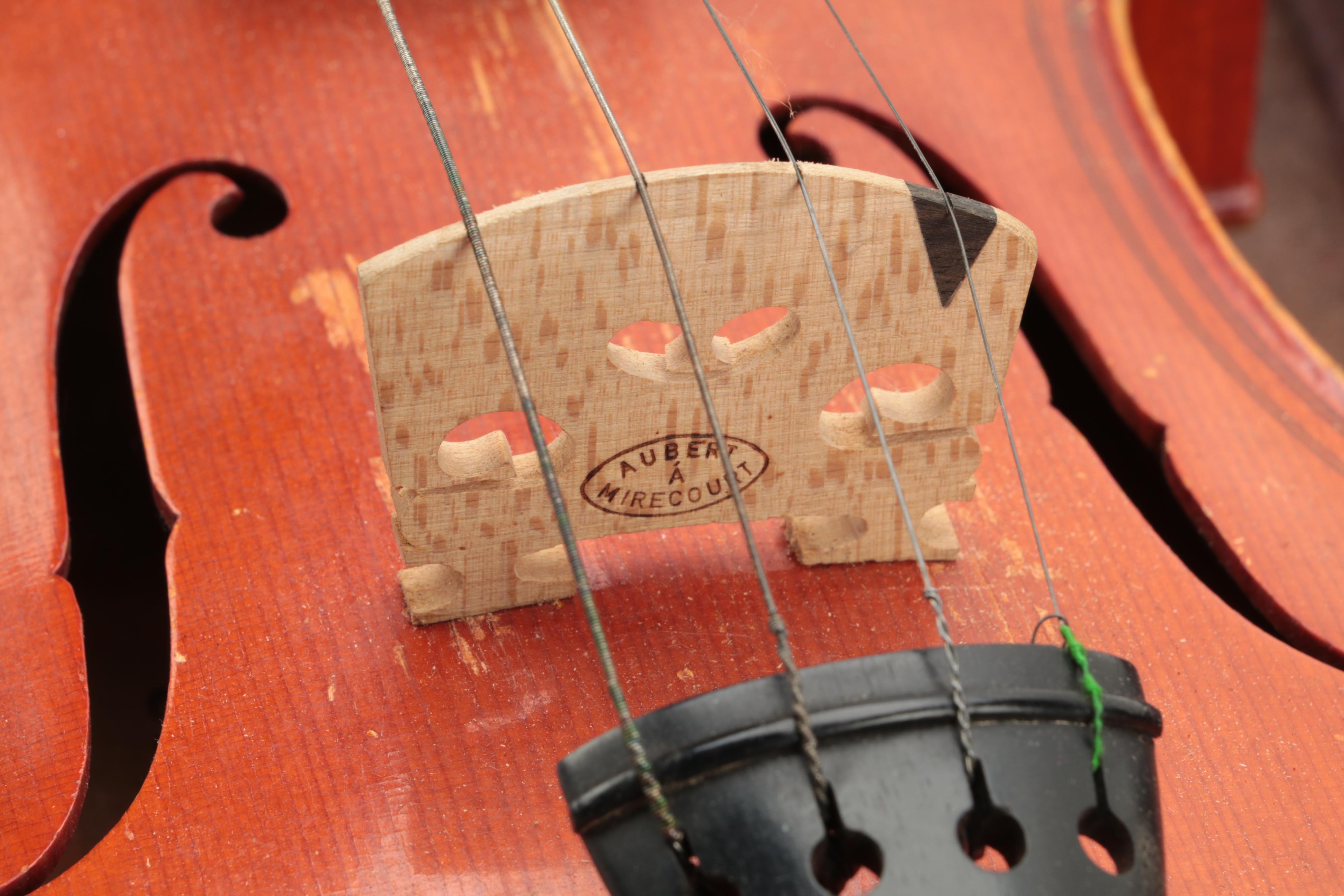 Gasparo da Sálo Replica Spruce, Maple, and Ebony 4/4 Violin with Bow and Case