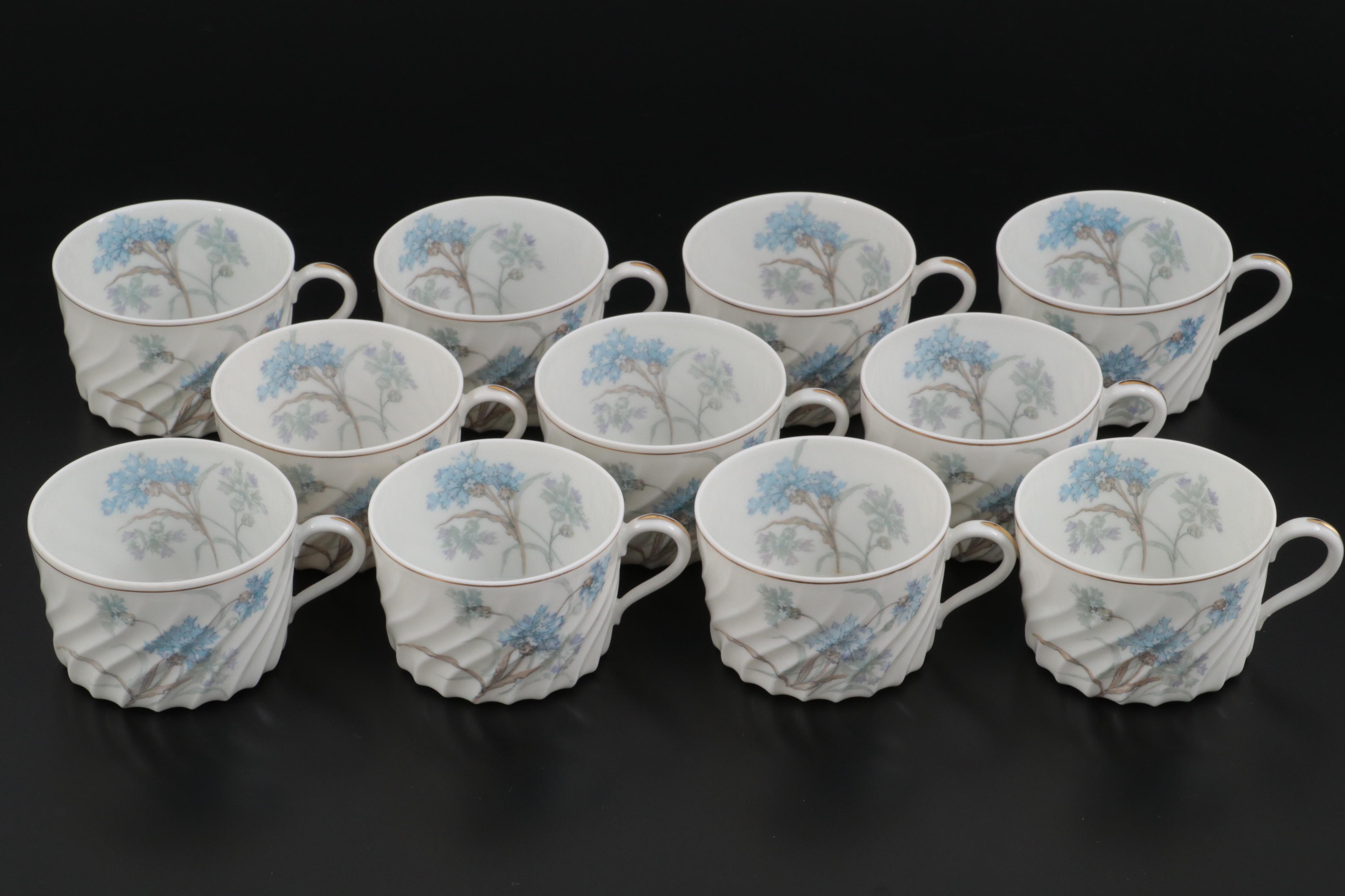 Haviland "Bergere" Porcelain Dinnerware, Mid-20th Century