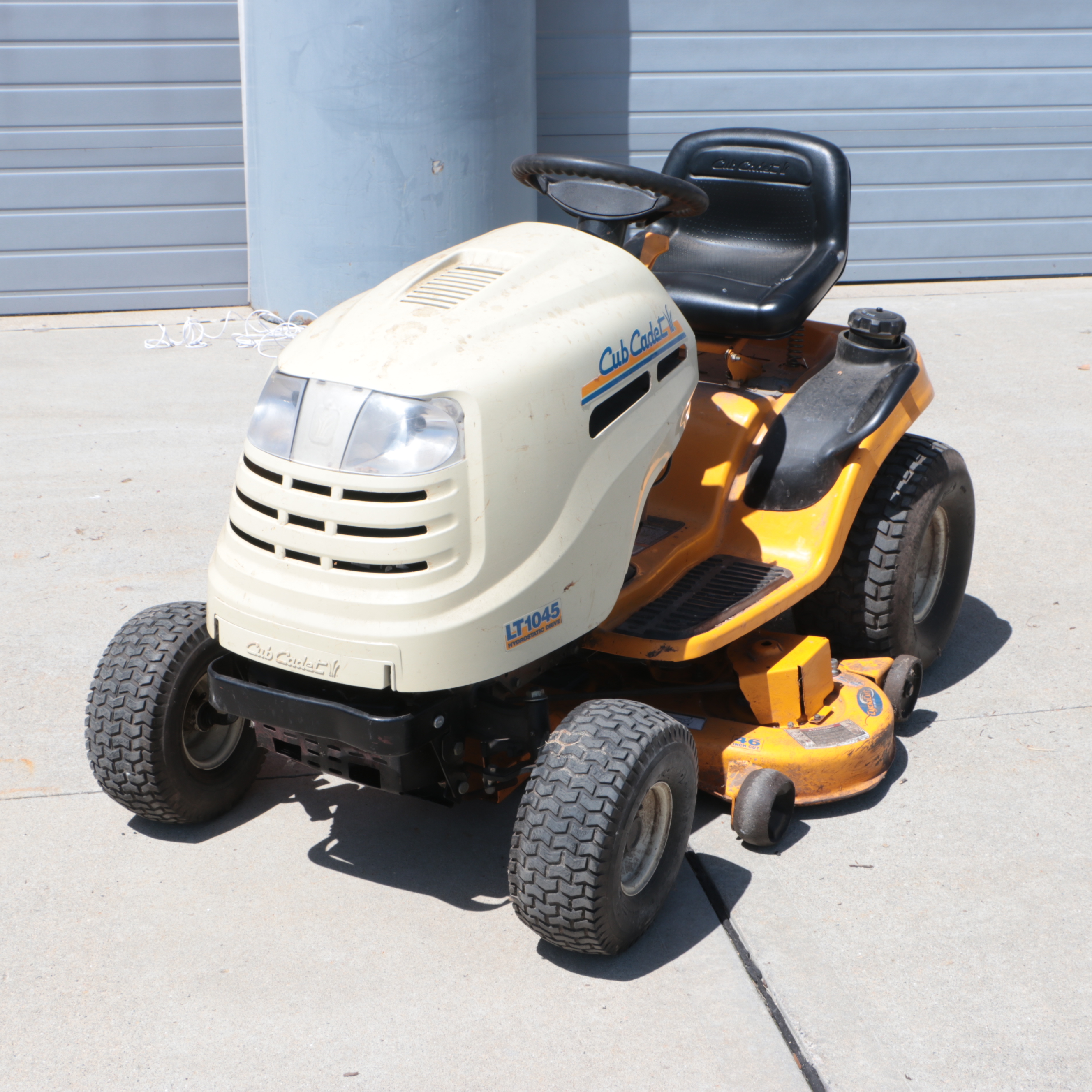 Cub Cadet "LT1045" Riding Lawn Mower