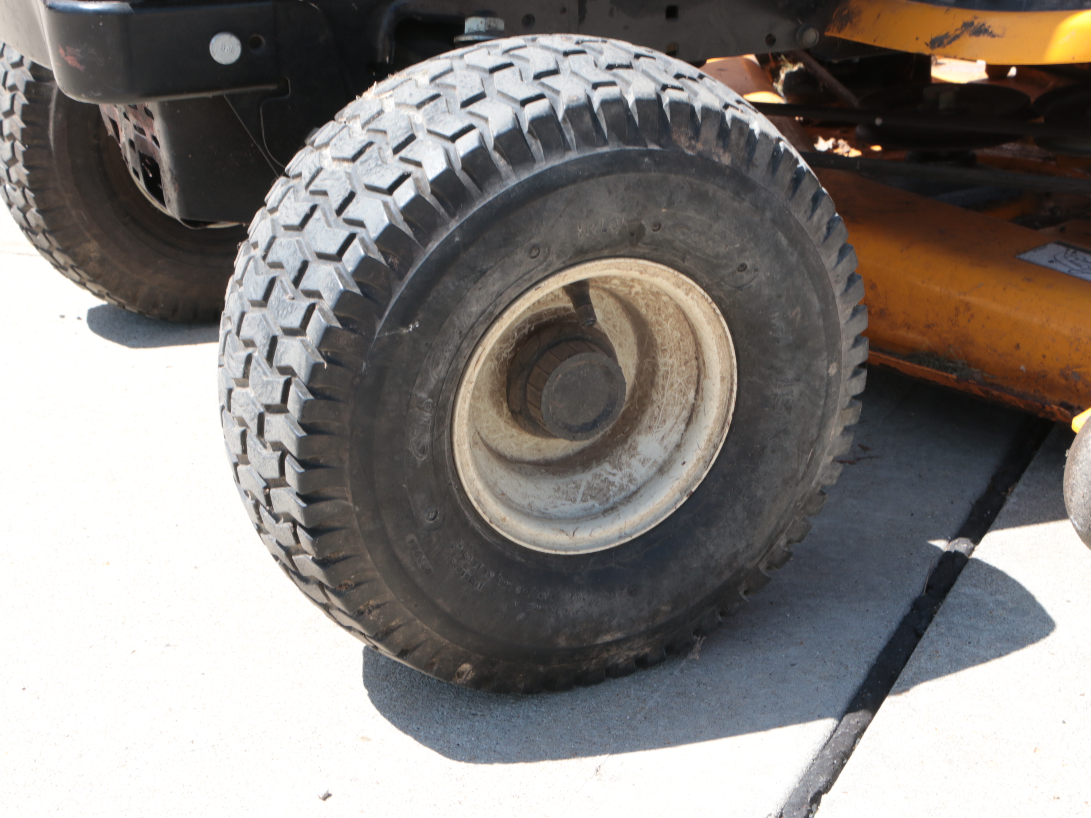 Cub Cadet "LT1045" Riding Lawn Mower