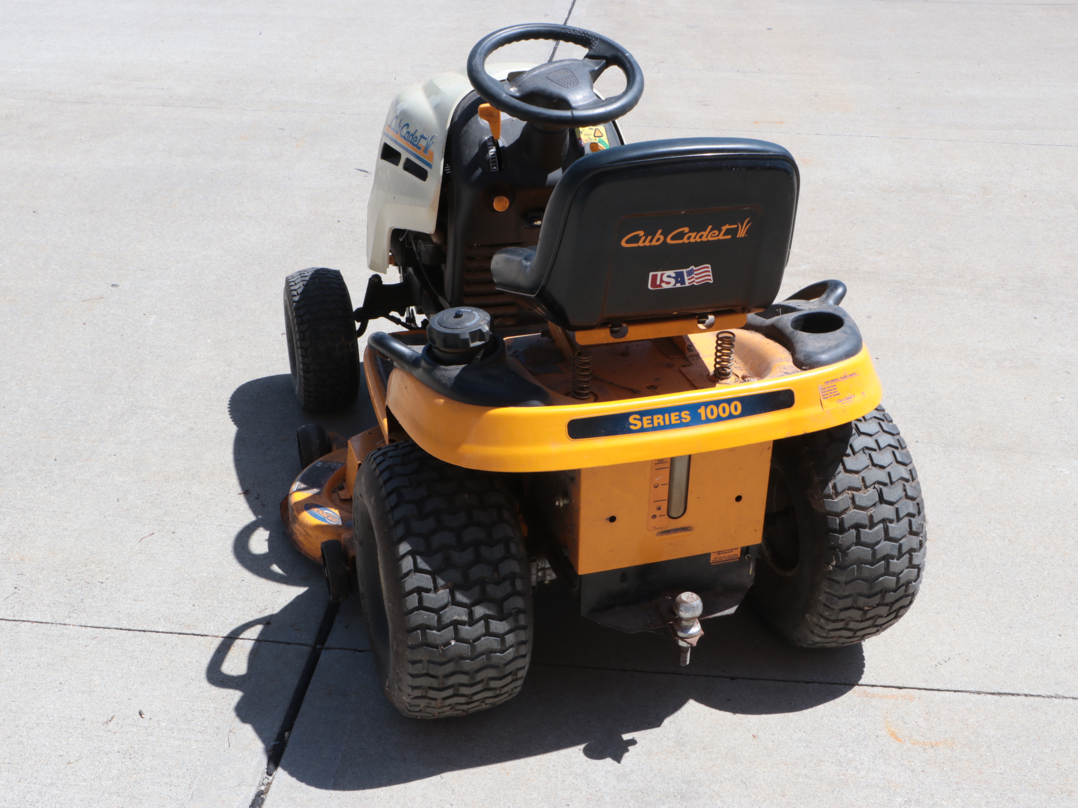 Cub Cadet "LT1045" Riding Lawn Mower