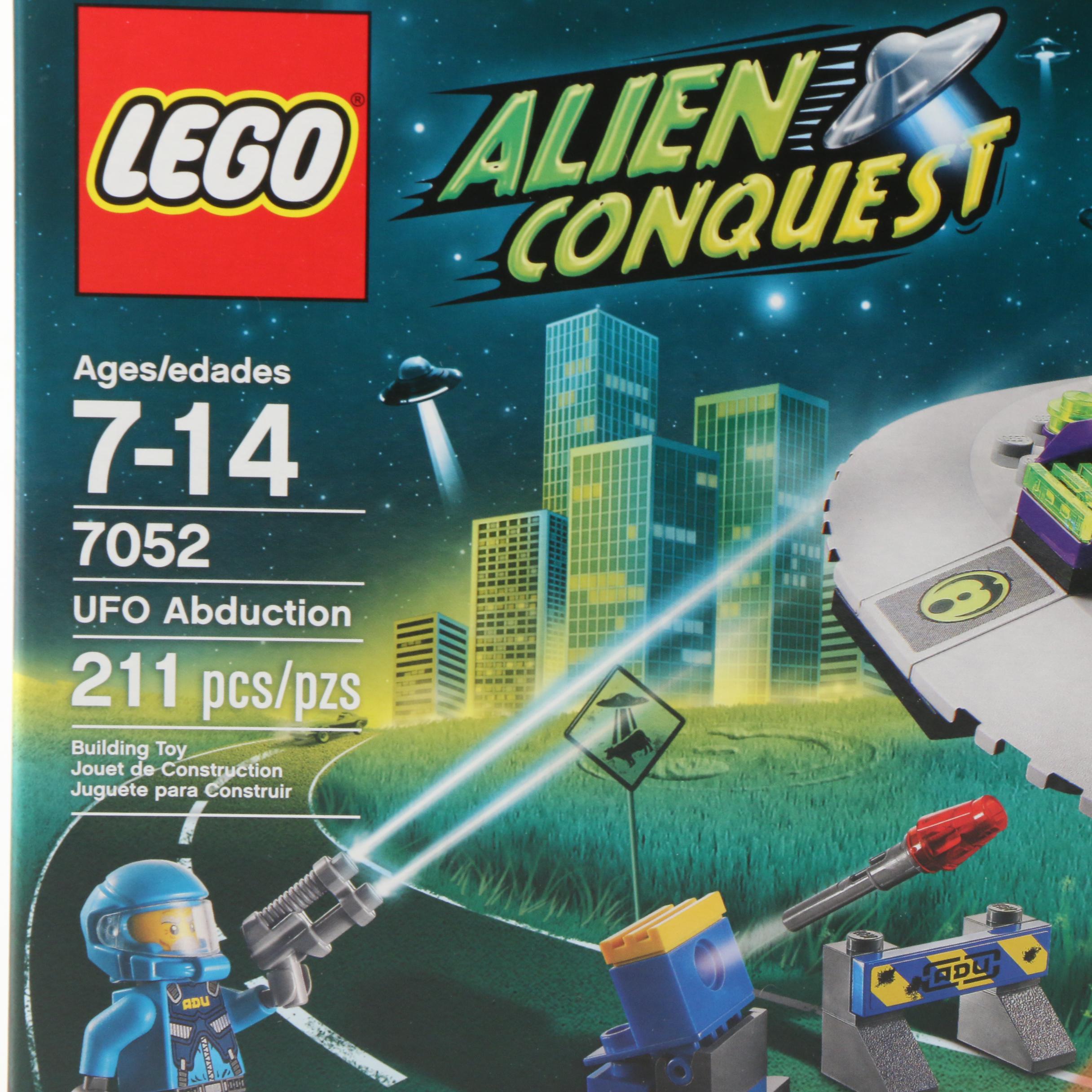 LEGO Alien Conquest  "UFO Abduction" Play Set in Box