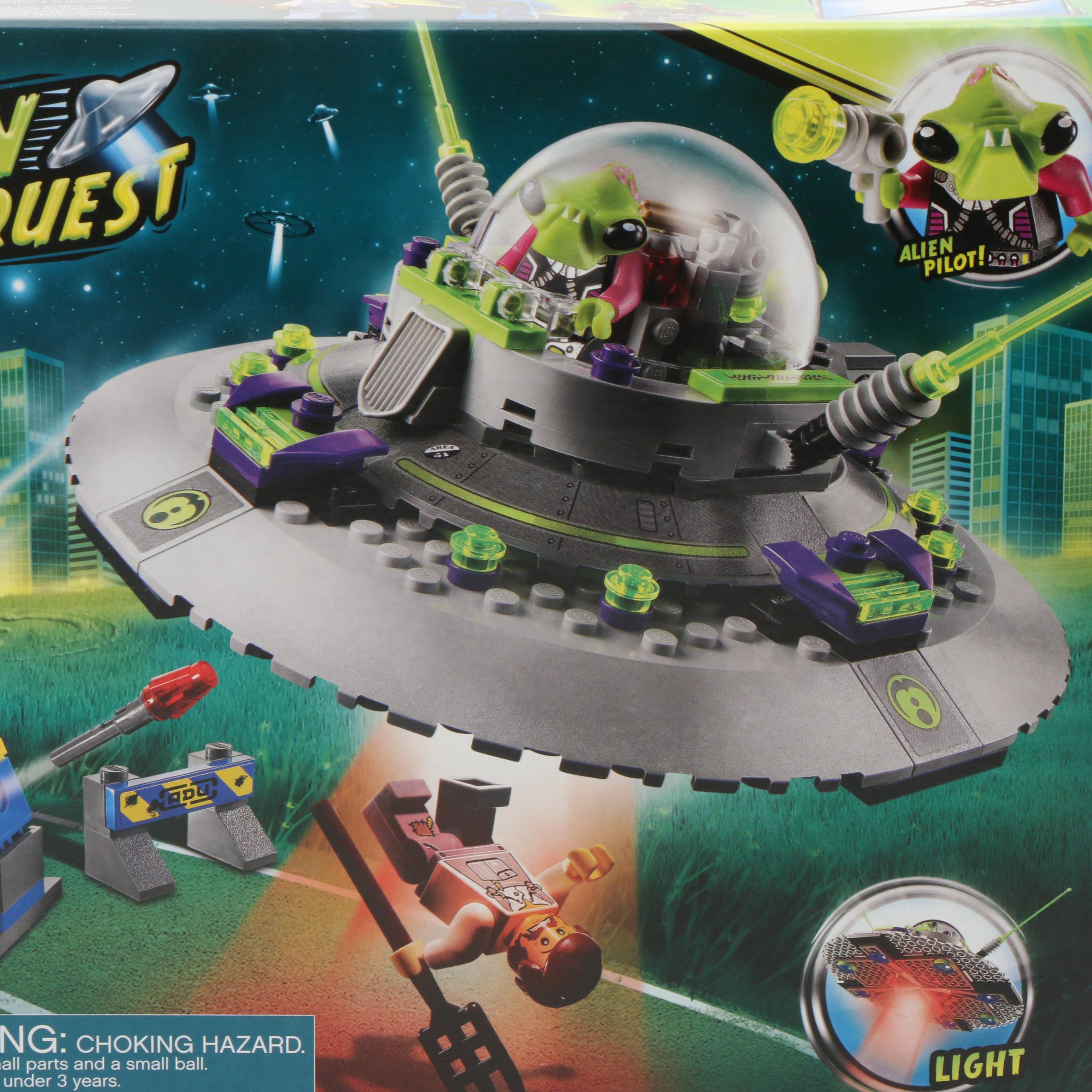 LEGO Alien Conquest  "UFO Abduction" Play Set in Box