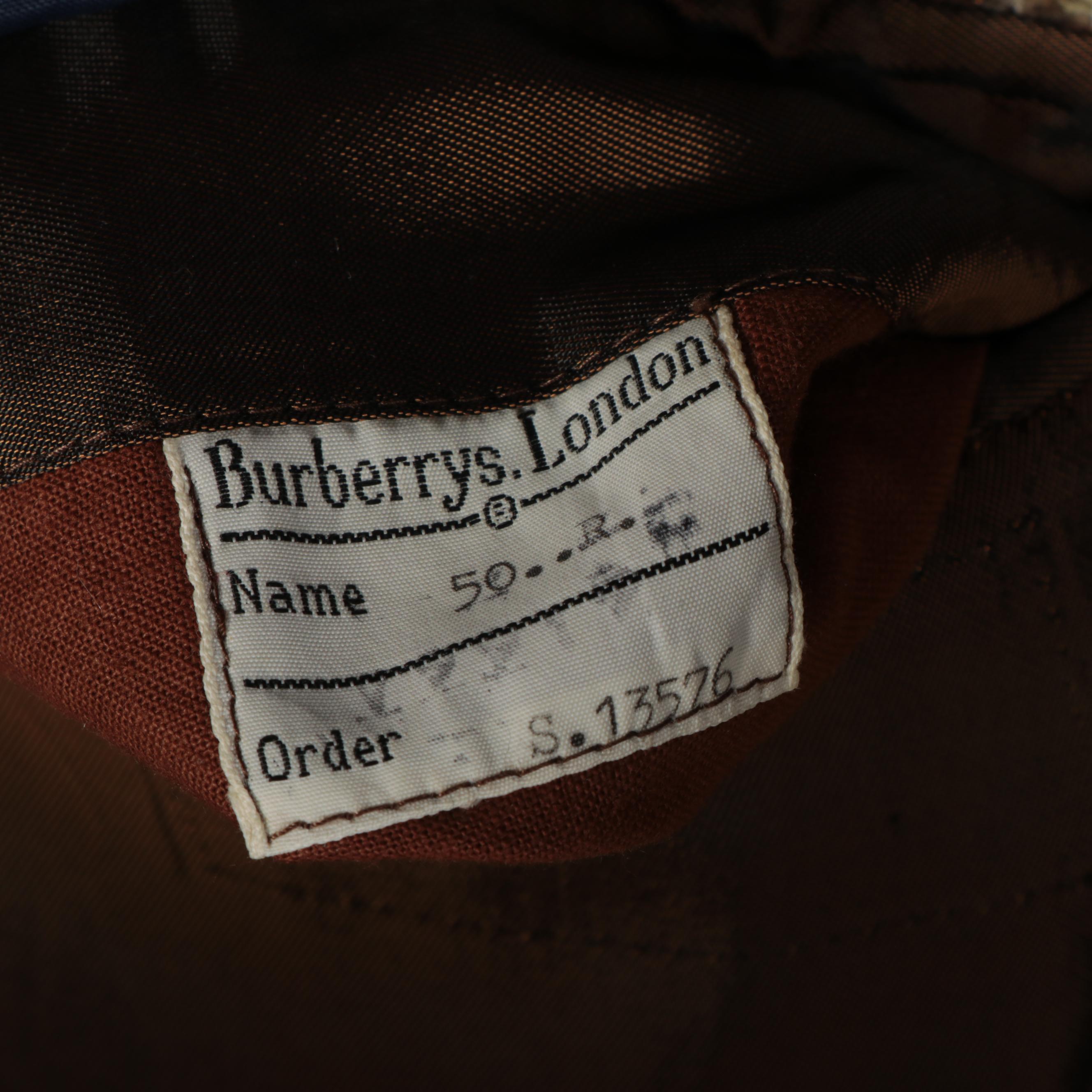 Men's Burberrys Balmacaan Coat in Wool Check with Raglan Sleeves