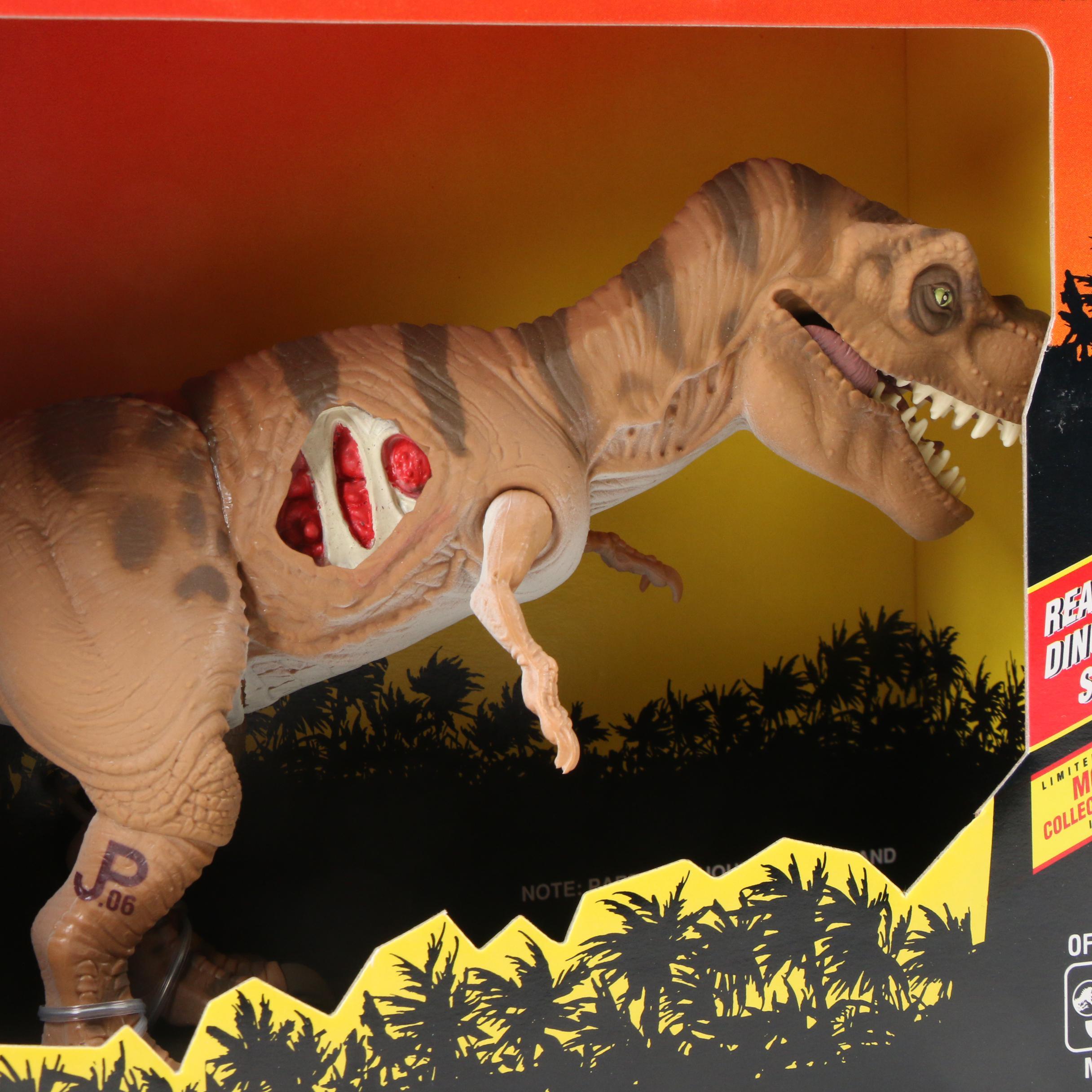 Kenner Jurassic Park Young T. Rex Action Figure with Slashing Jaws, Capture Gear