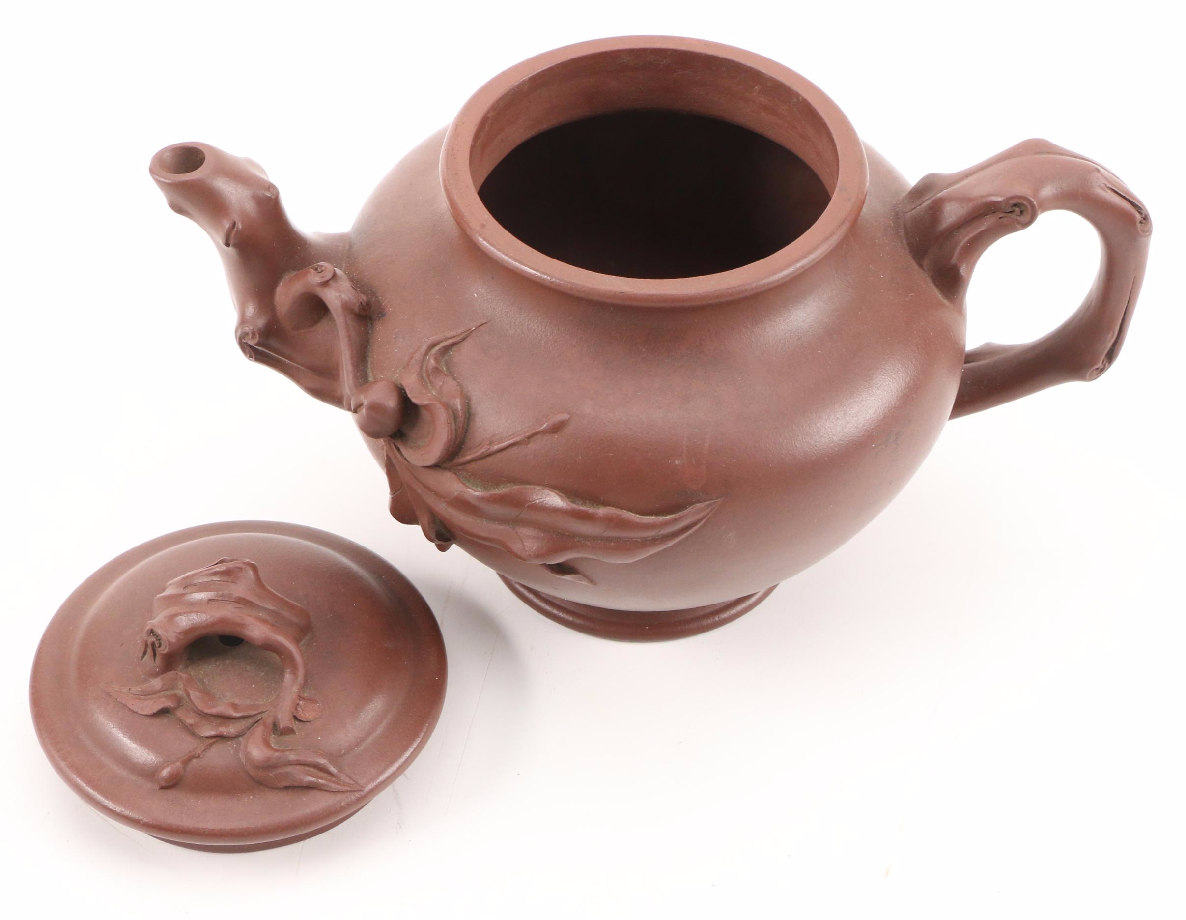 Chinese Yixing Zisha Earthenware Teapot