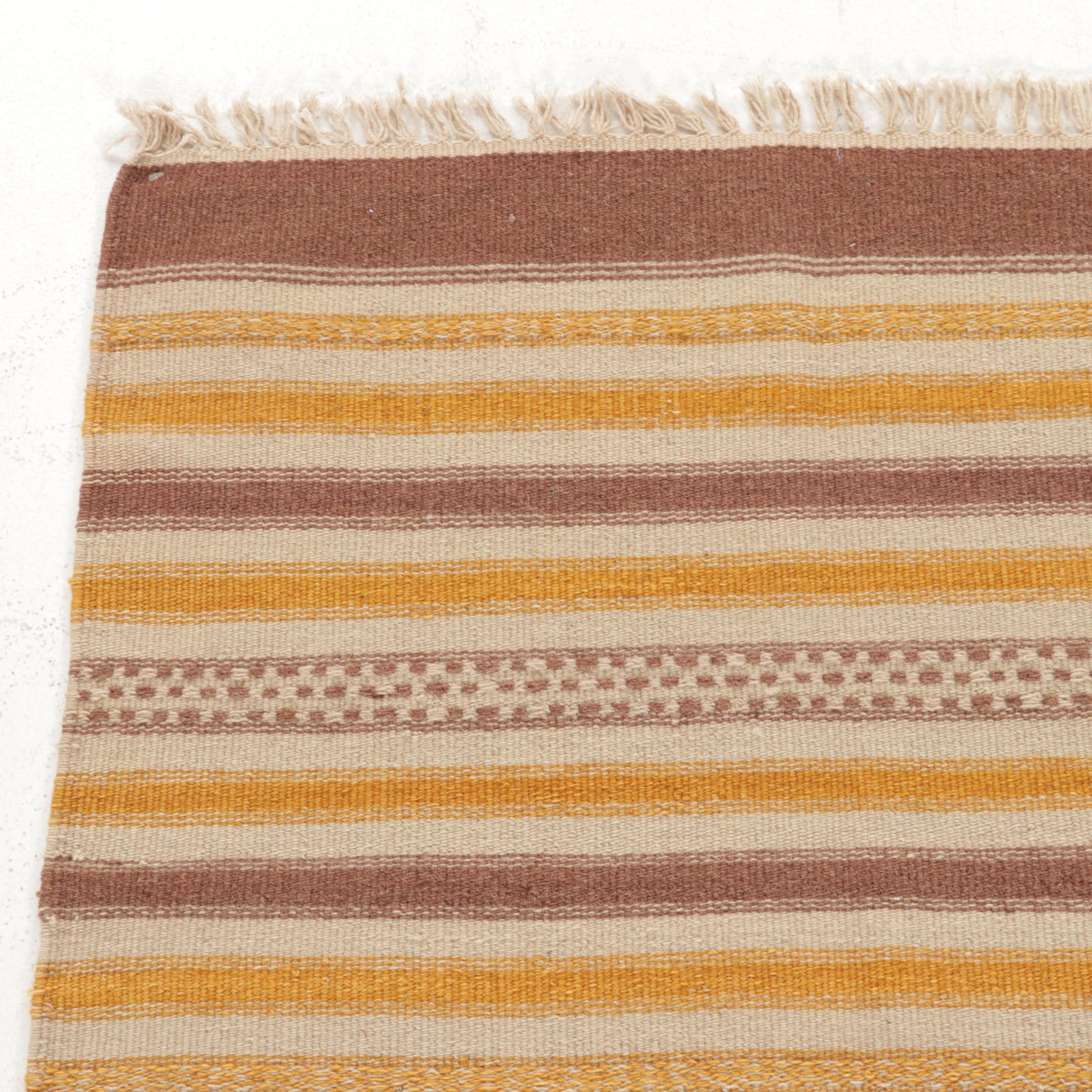 2'10 x 5'2 Handwoven Geometric Kilim Accent Rug