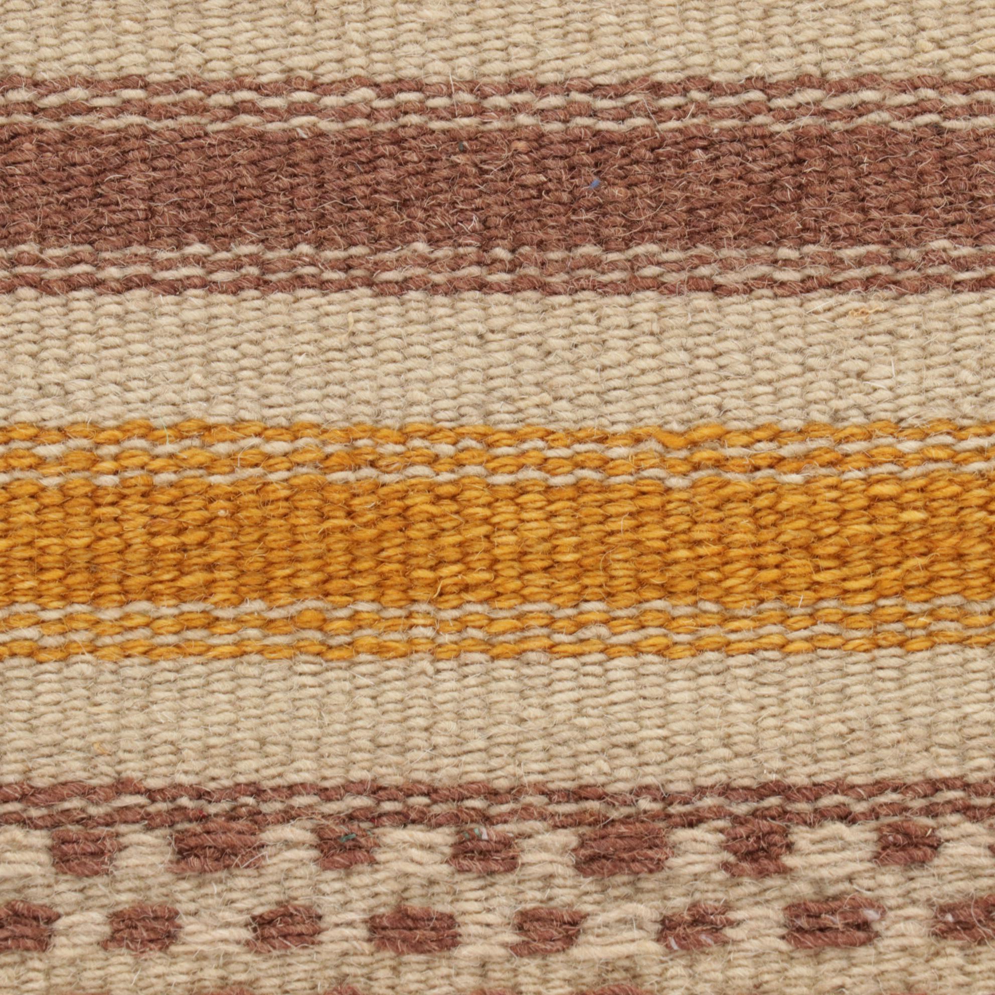 2'10 x 5'2 Handwoven Geometric Kilim Accent Rug