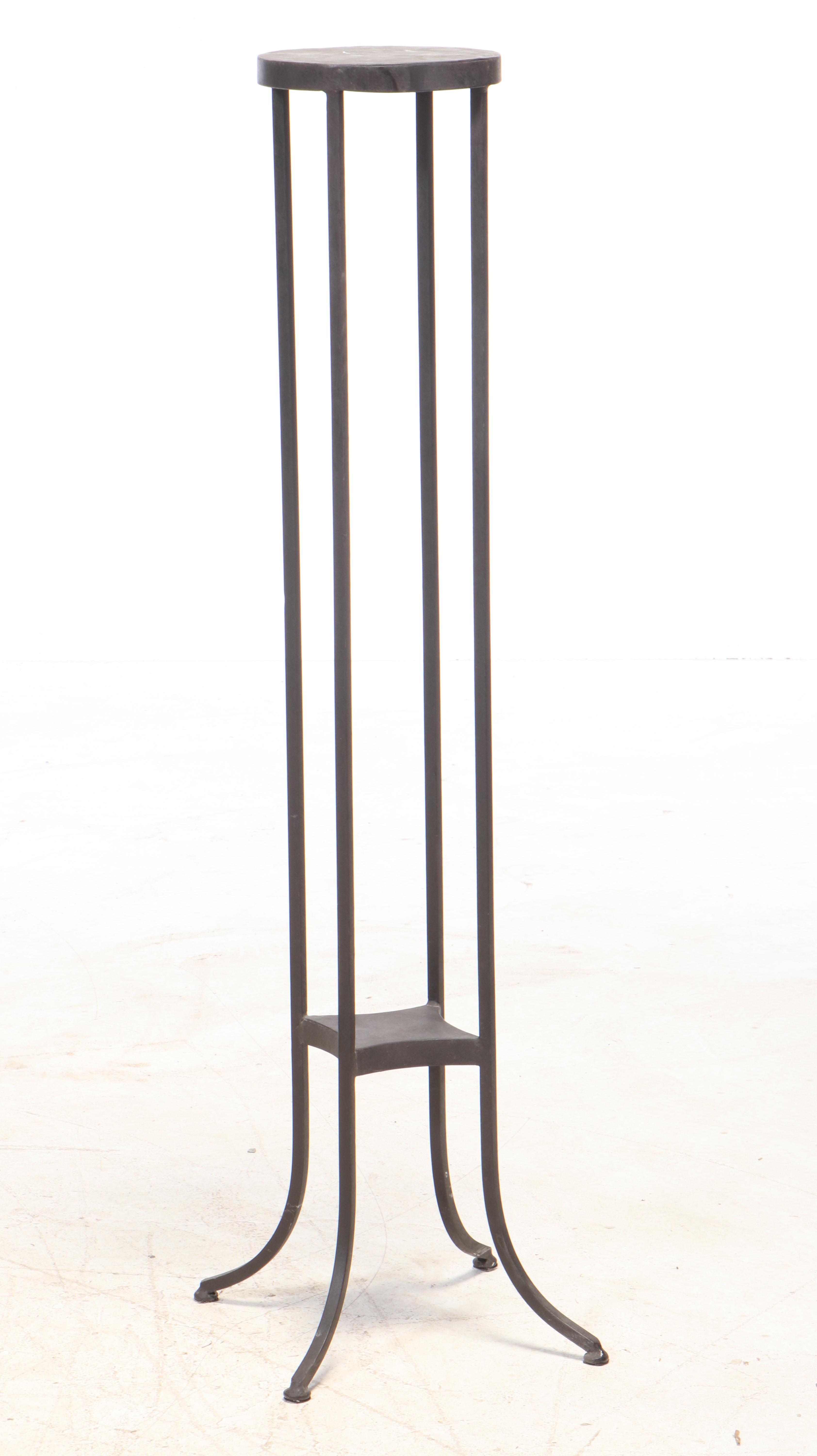 Welded Metal Plant Stand Pedestal