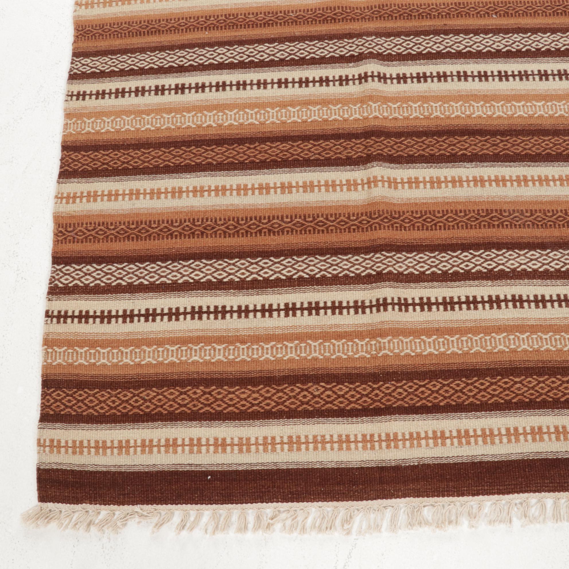 3'10 x 6'7 Handwoven Geometric Kilim Area Rug