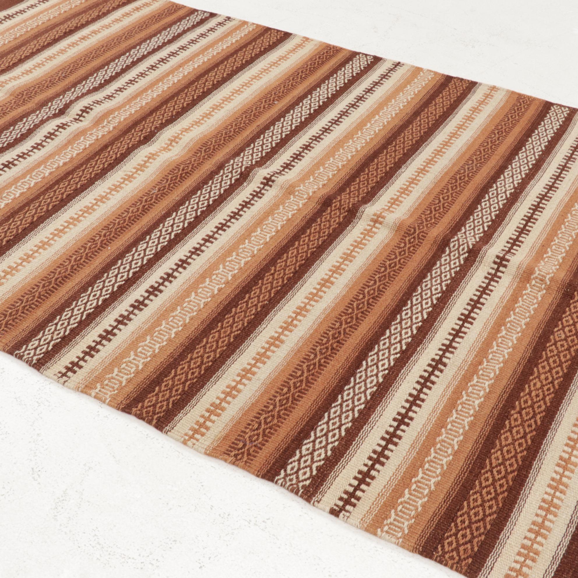 3'10 x 6'7 Handwoven Geometric Kilim Area Rug