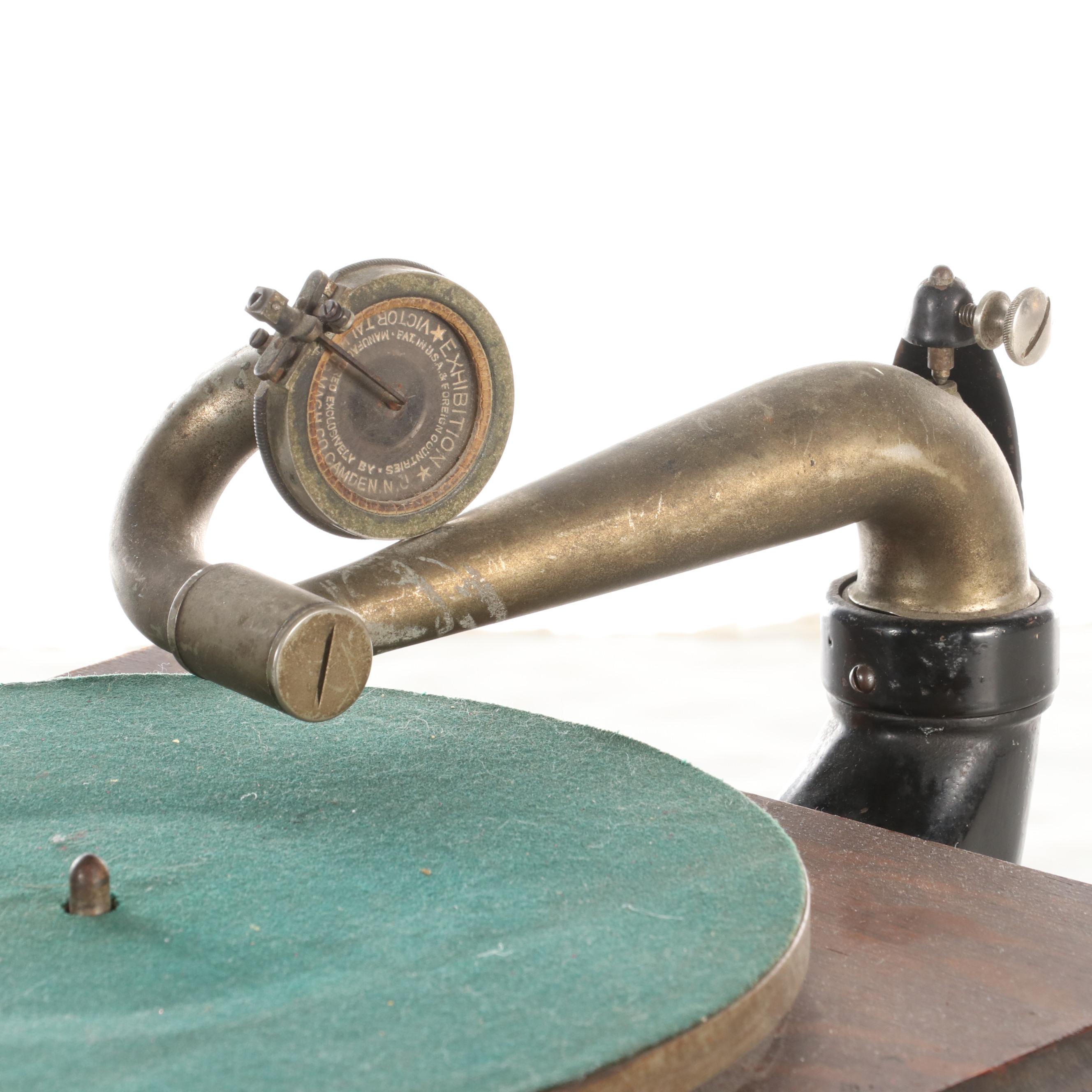 Victor Victrola VV-IV Phonograph, 1915