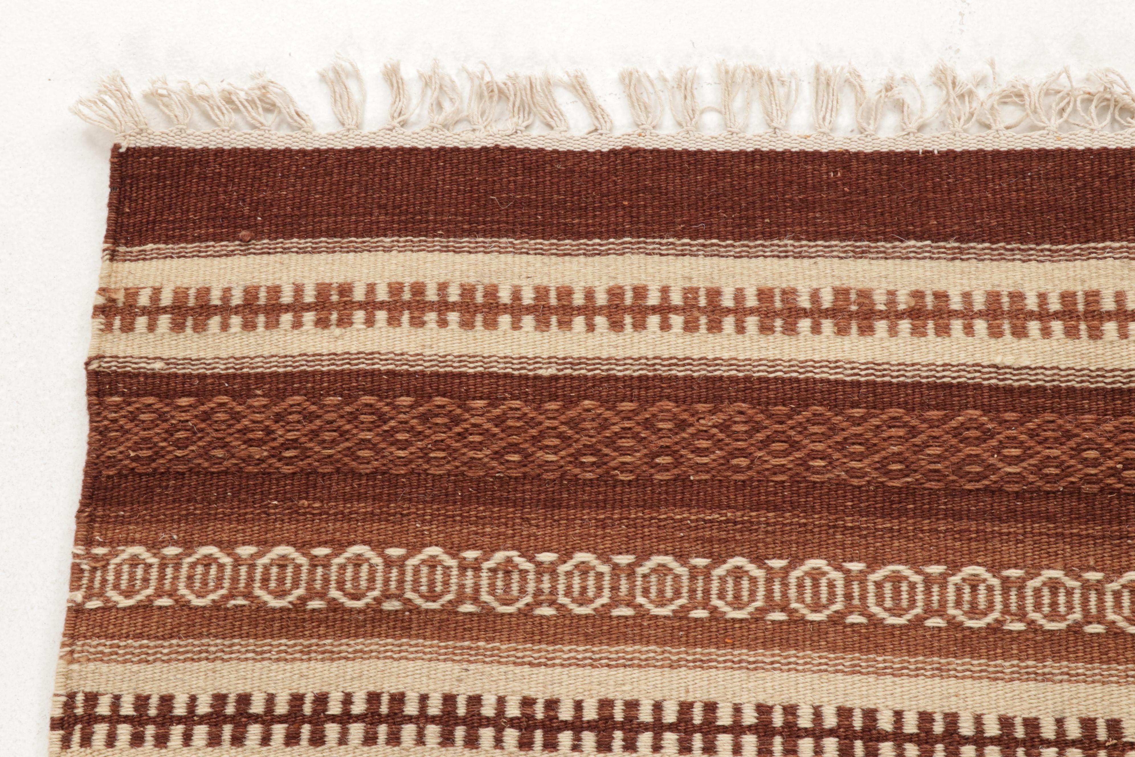 3'10 x 6'2 Handwoven Southwestern Style Area Rug